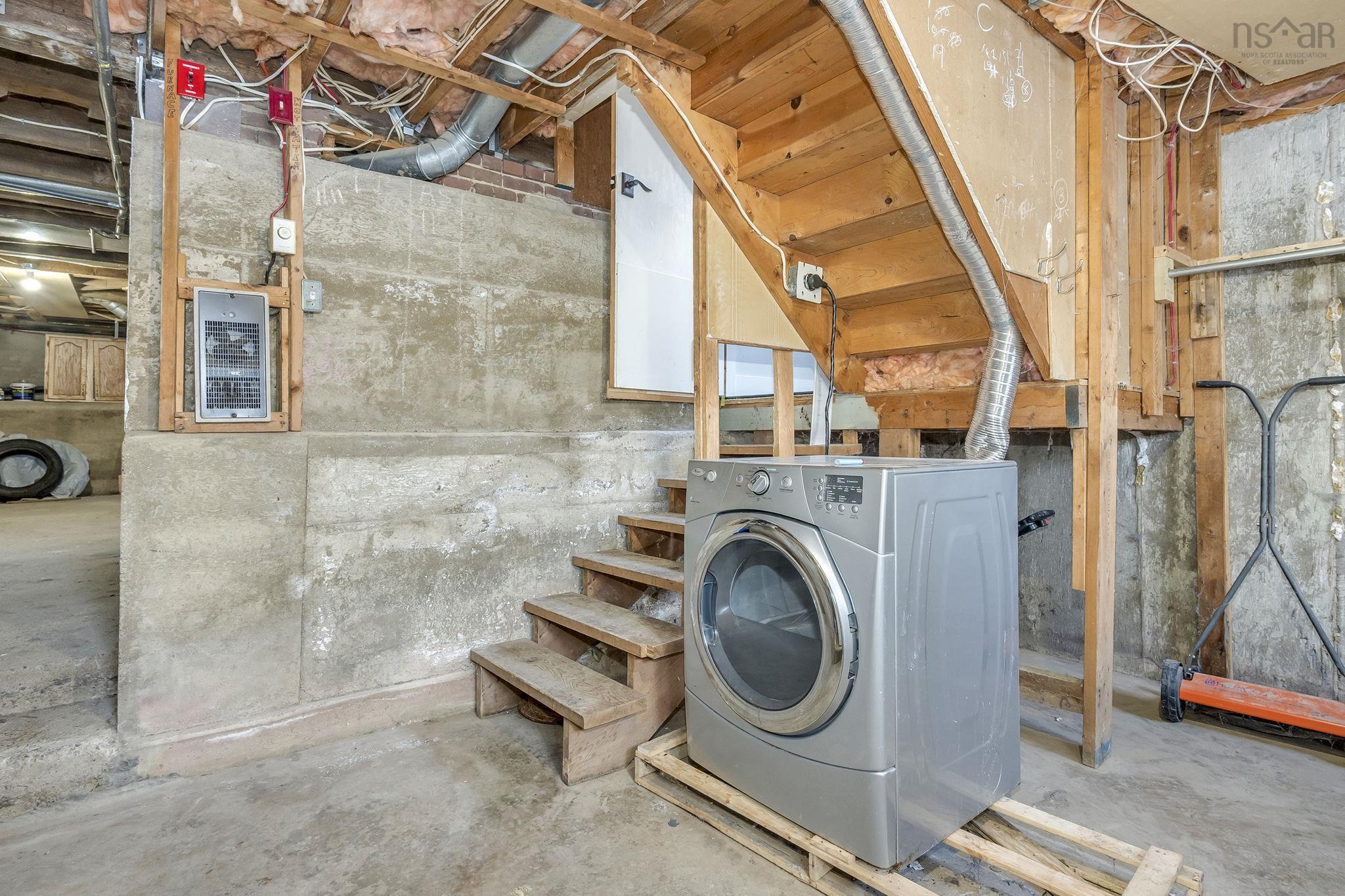 $339,000.00: 204 Victoria Street, Windsor