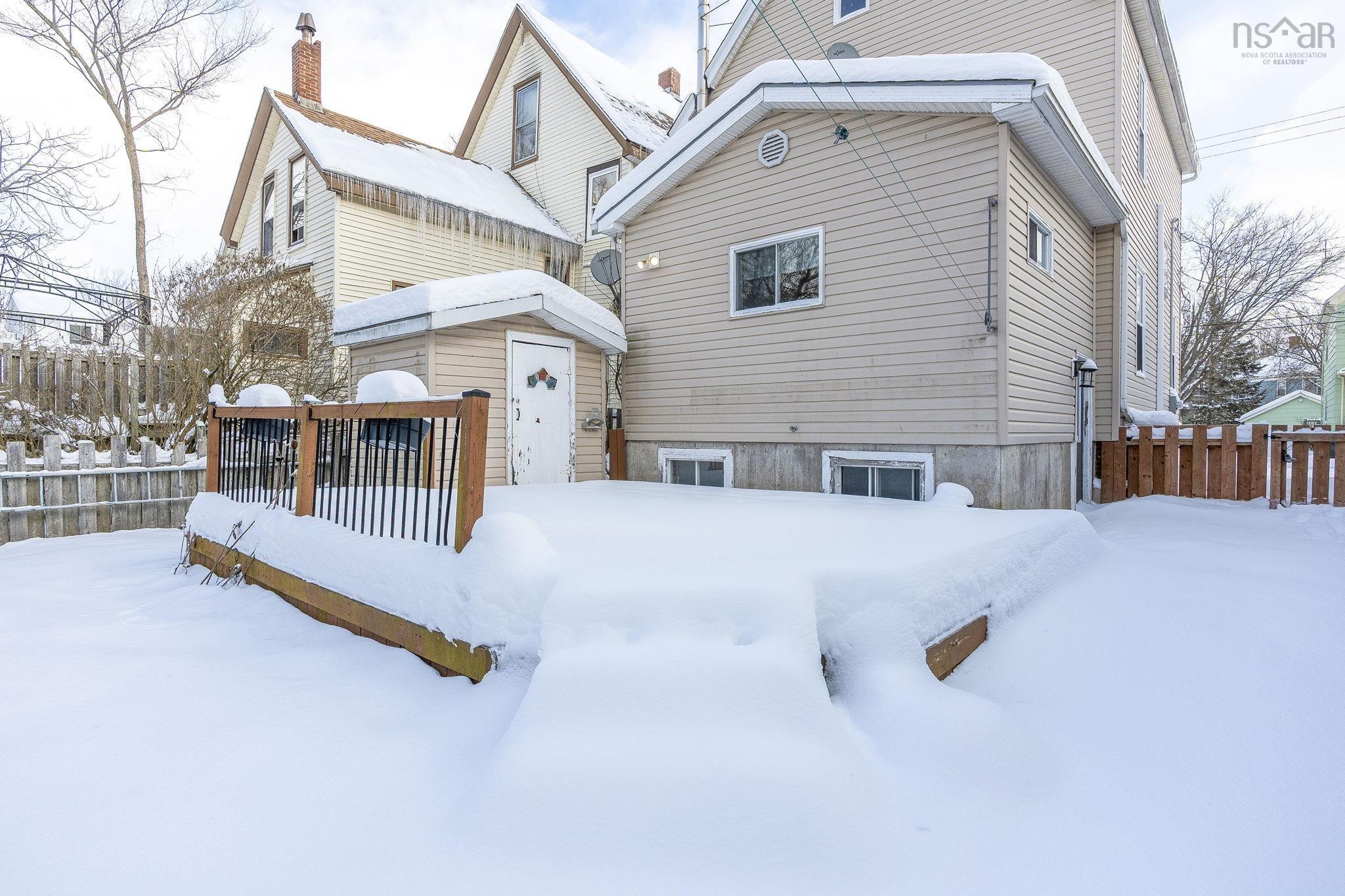 $339,000.00: 204 Victoria Street, Windsor