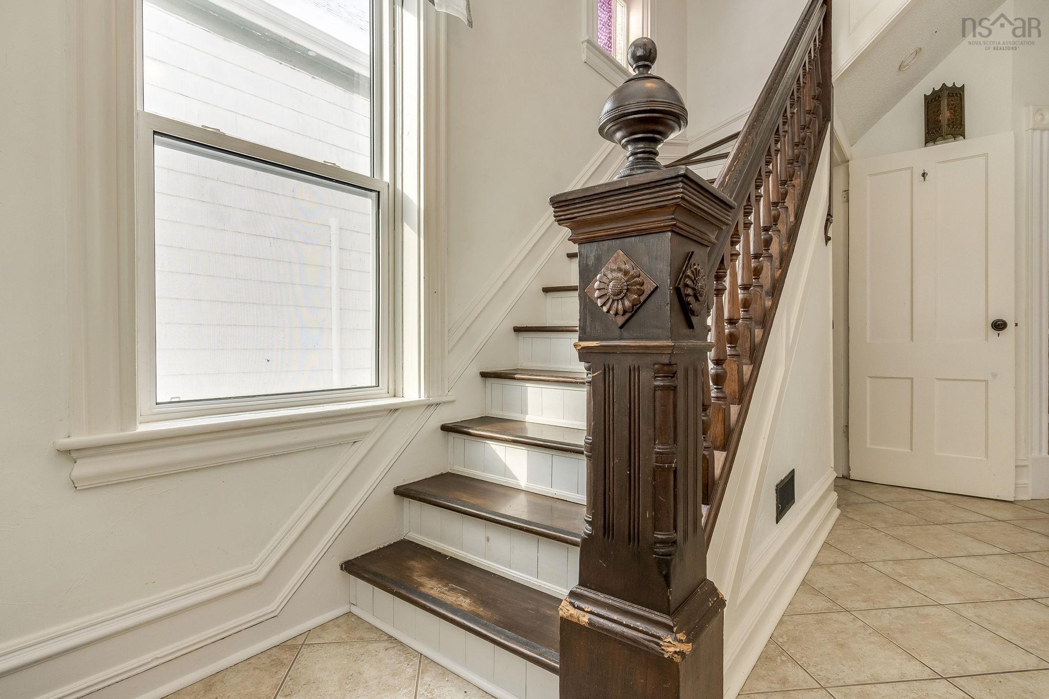 $339,000.00: 204 Victoria Street, Windsor