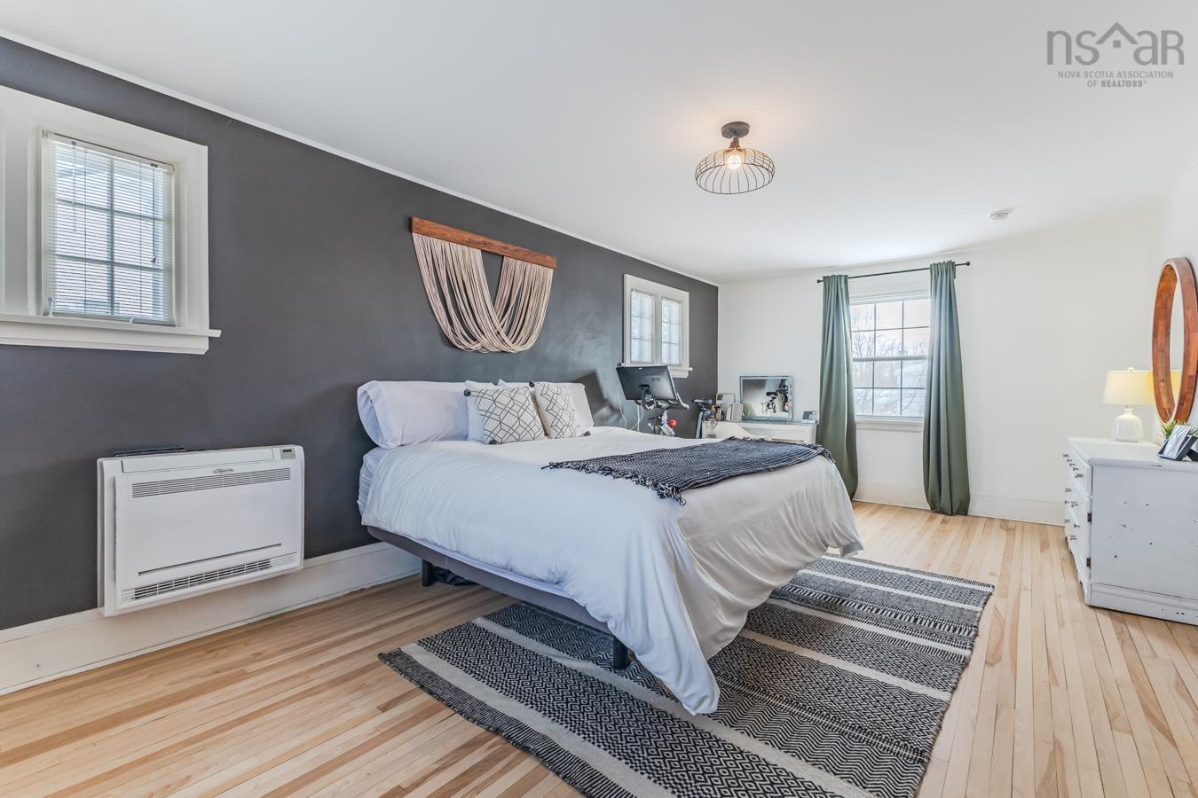 $689,000.00: 11 SMITH Avenue, Truro