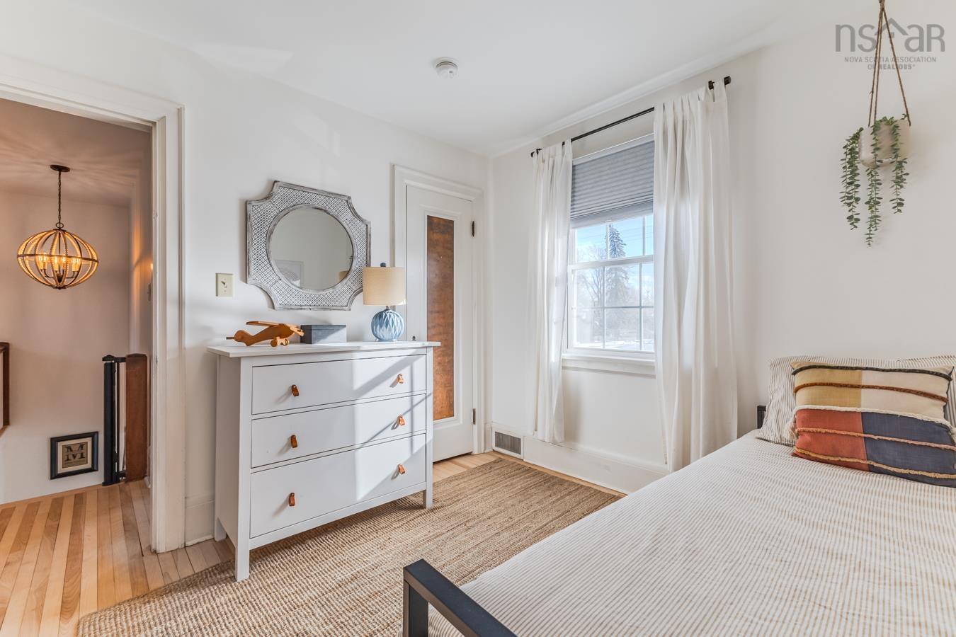 $689,000.00: 11 SMITH Avenue, Truro