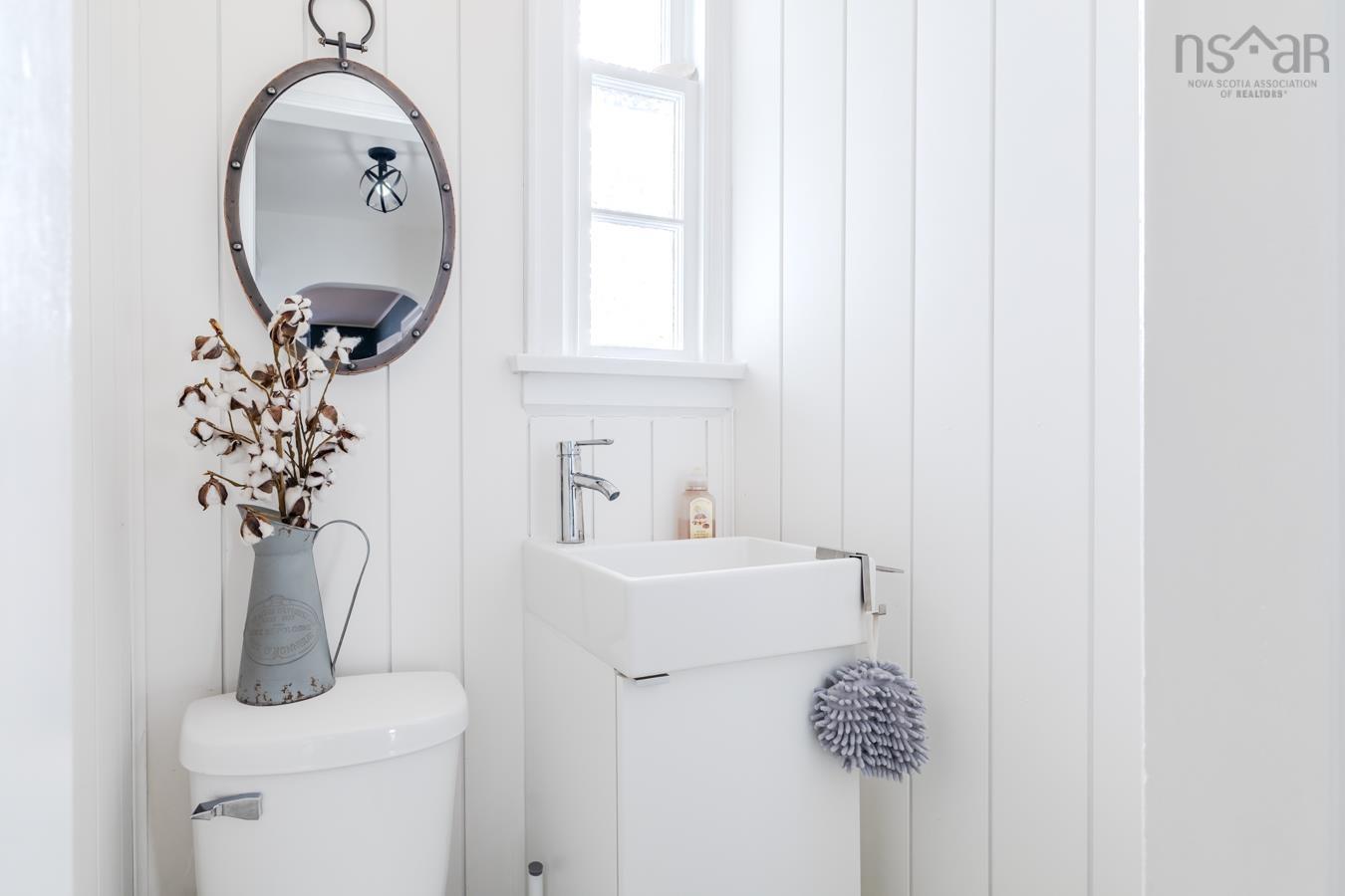 $689,000.00: 11 SMITH Avenue, Truro