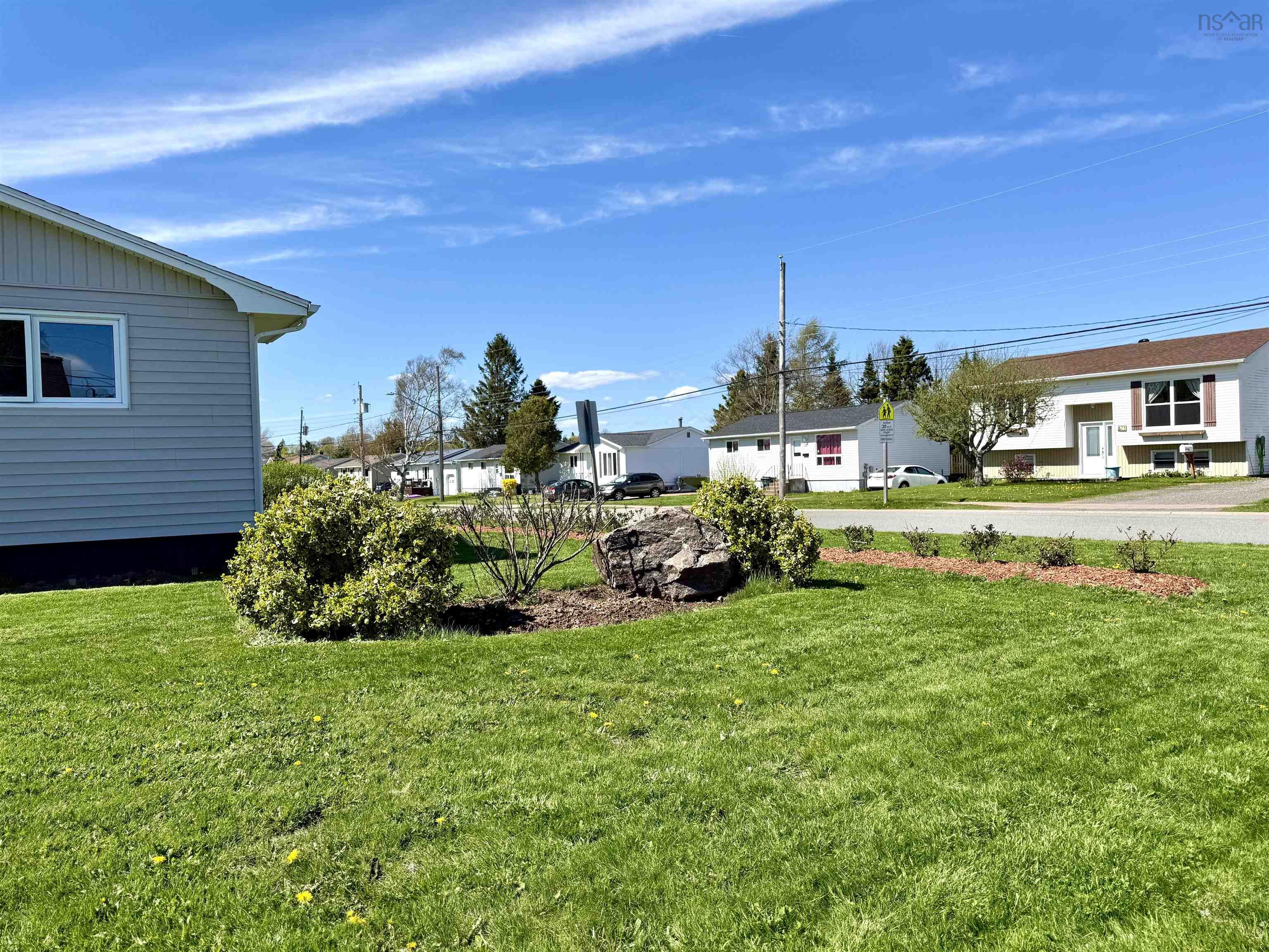 $314,900.00: 24 Rhodes Avenue, Amherst