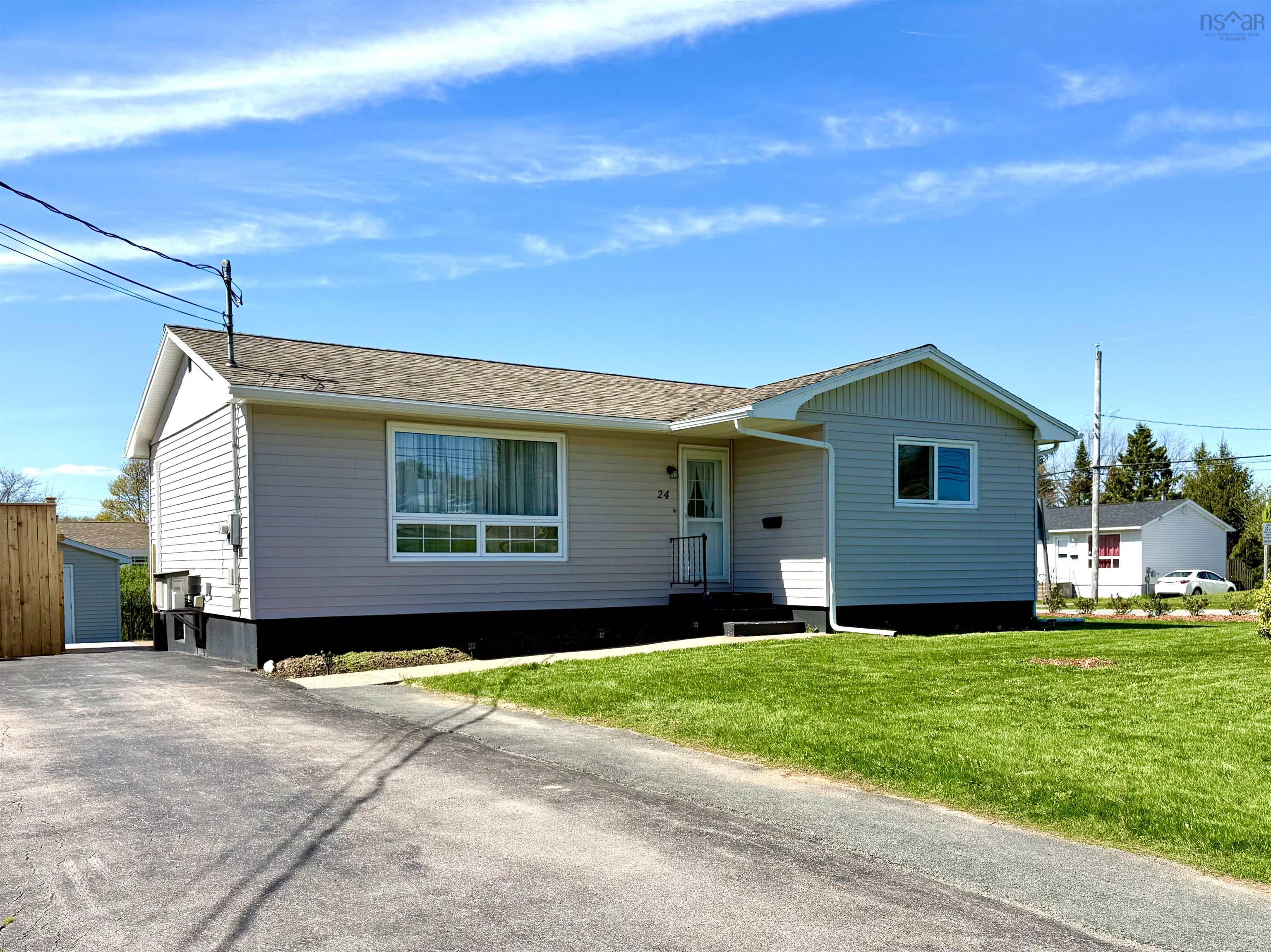 $314,900.00: 24 Rhodes Avenue, Amherst
