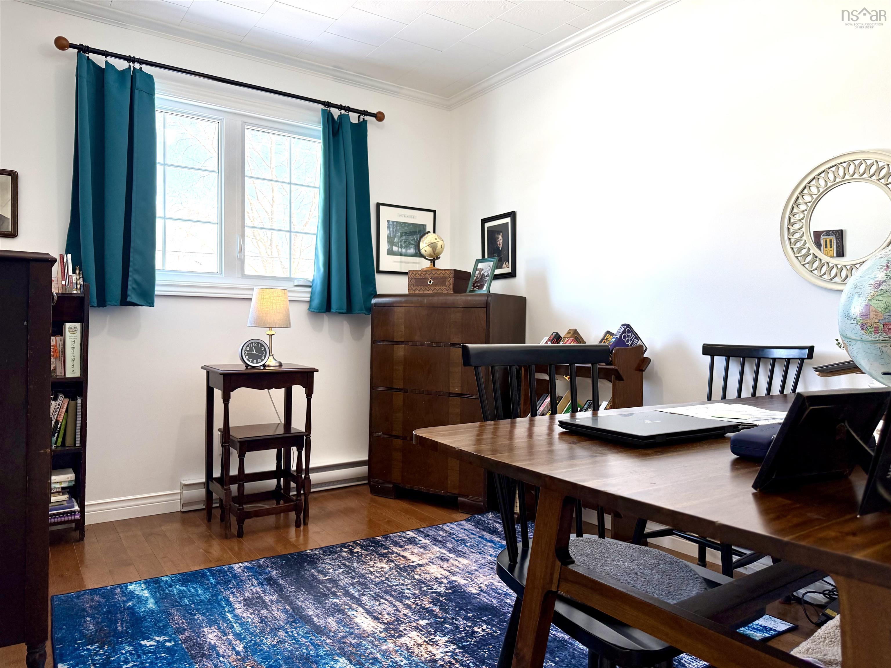 $314,900.00: 24 Rhodes Avenue, Amherst