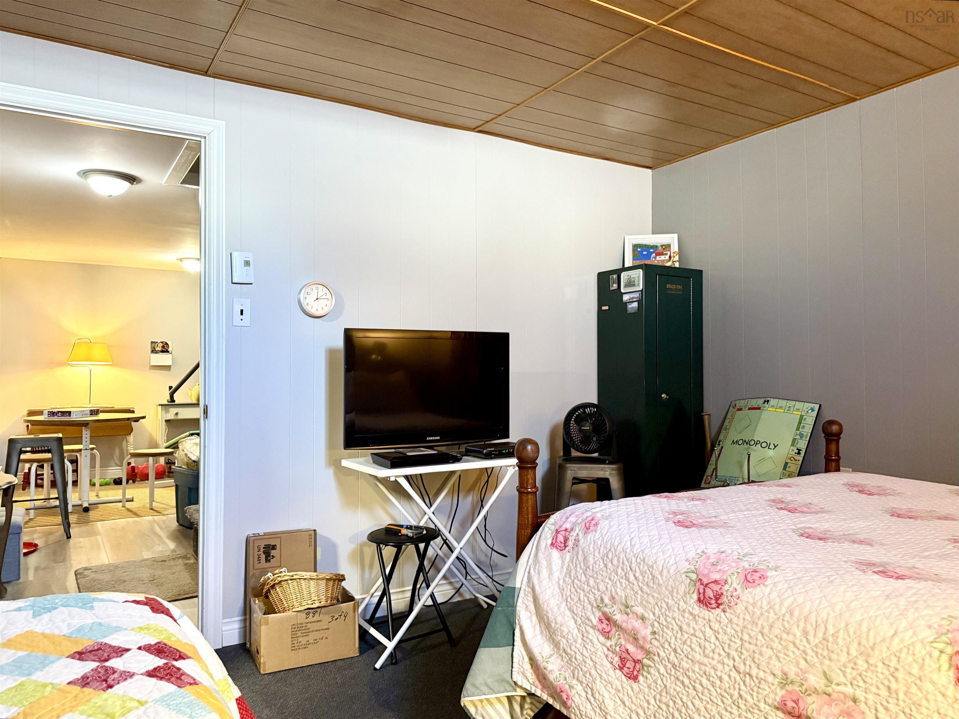 $339,900.00: 24 Rhodes Avenue, Amherst