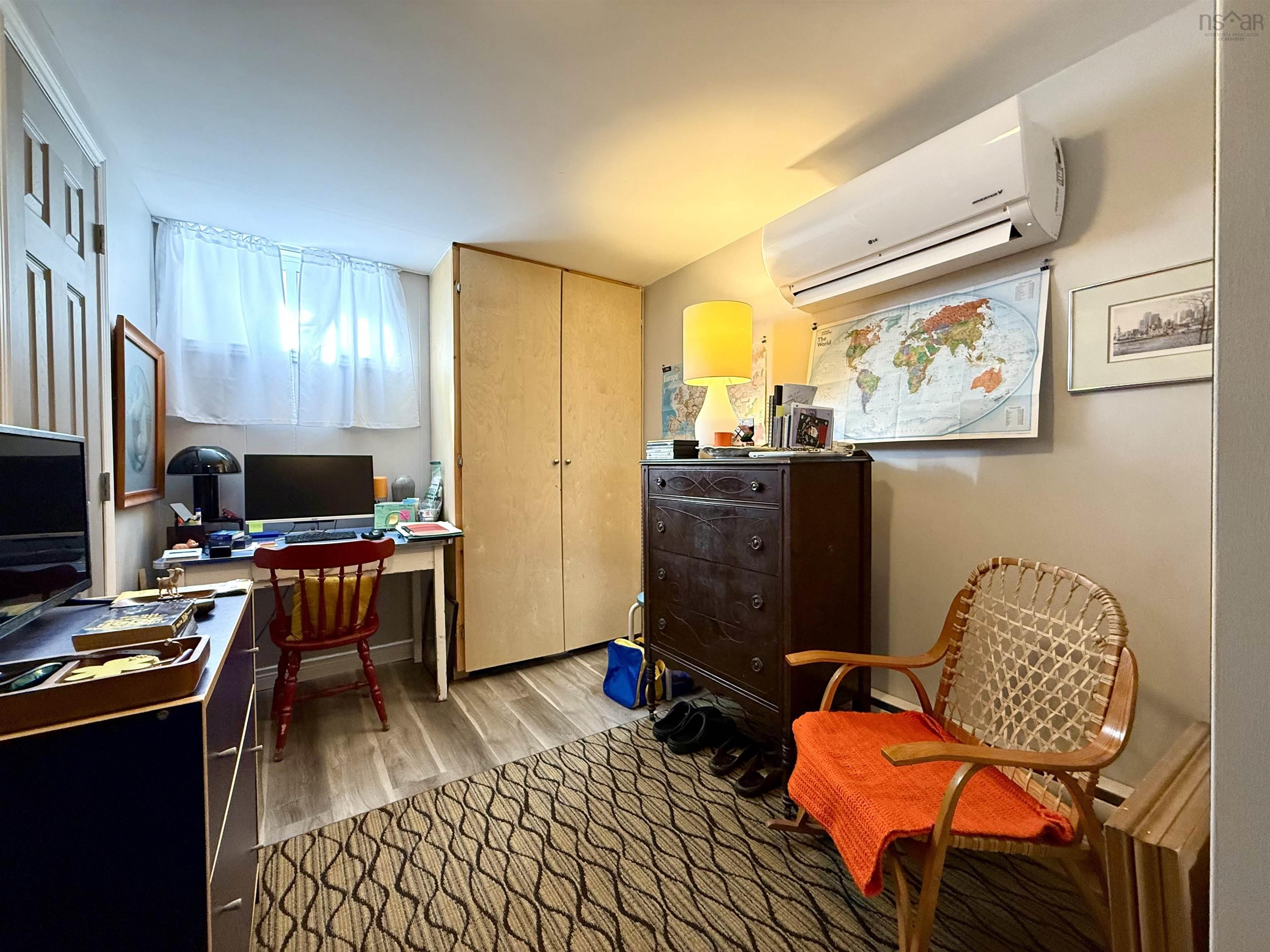 $339,900.00: 24 Rhodes Avenue, Amherst