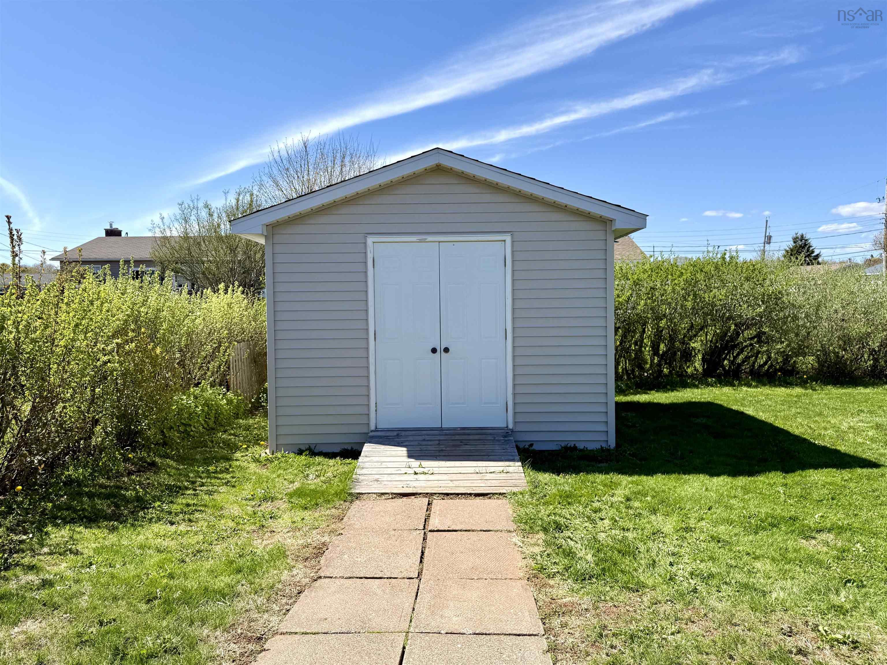 $314,900.00: 24 Rhodes Avenue, Amherst