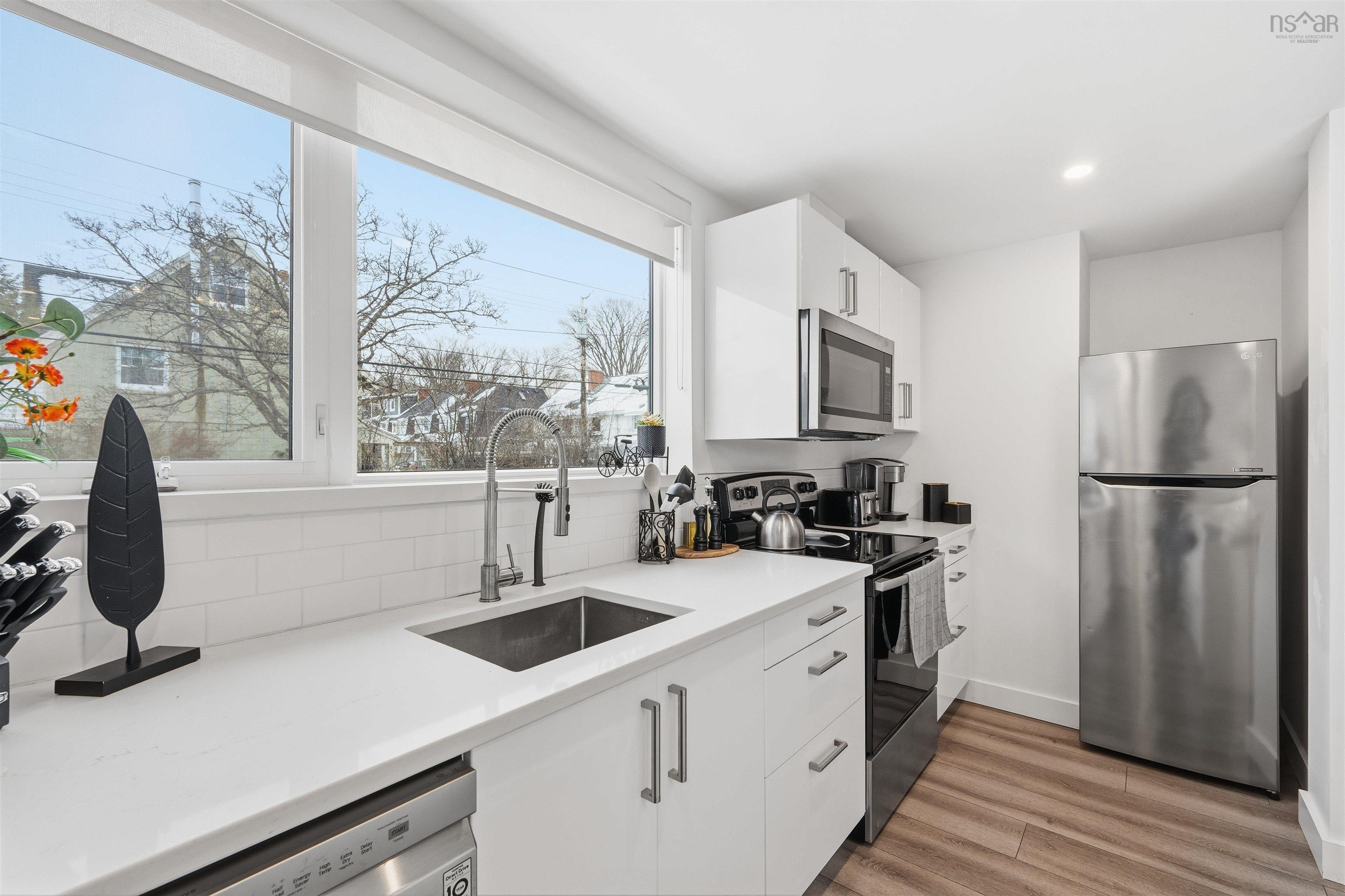 $979,000.00: 3188/3190 Isleville Street, Halifax