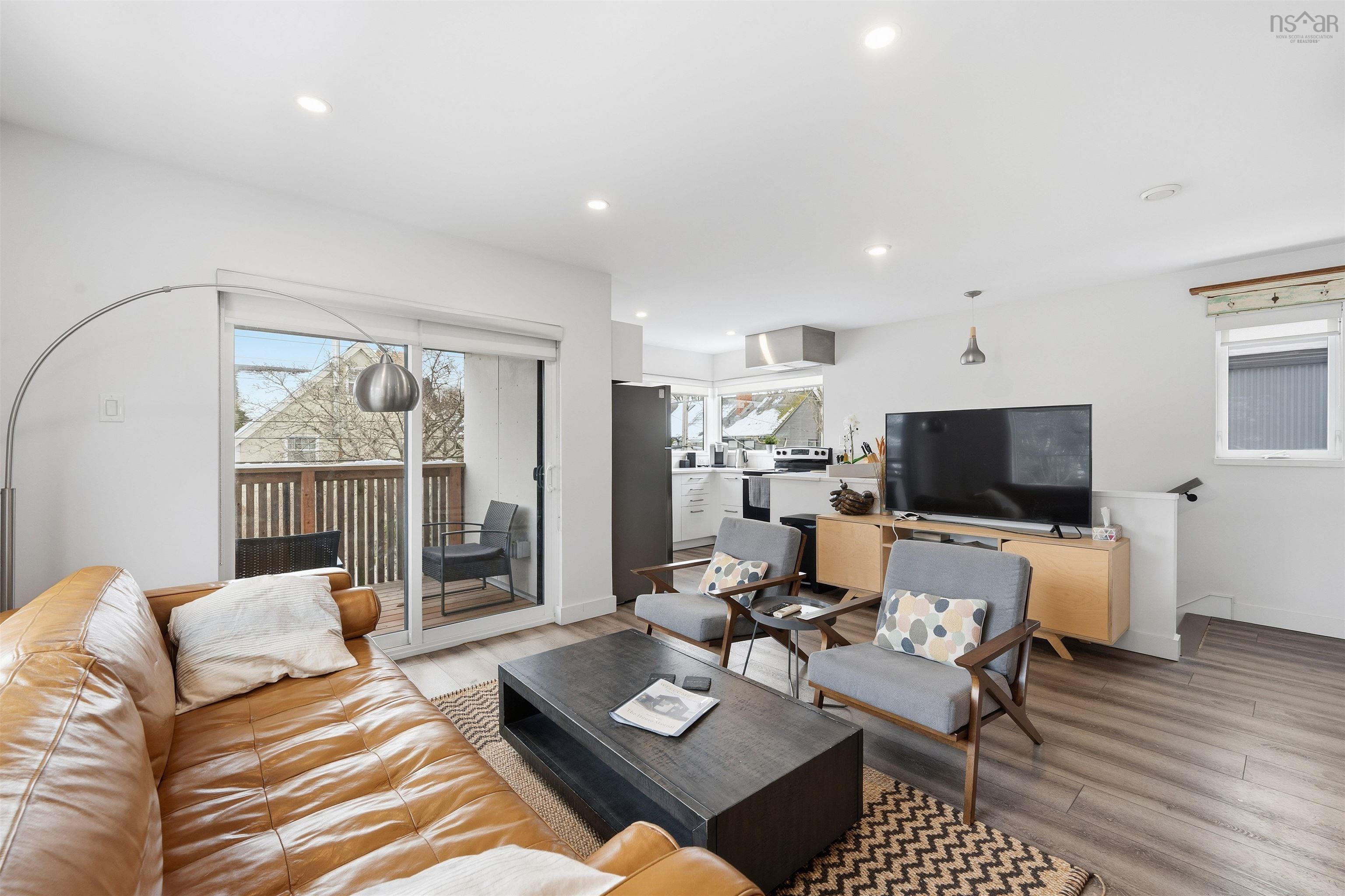 $979,000.00: 3188/3190 Isleville Street, Halifax