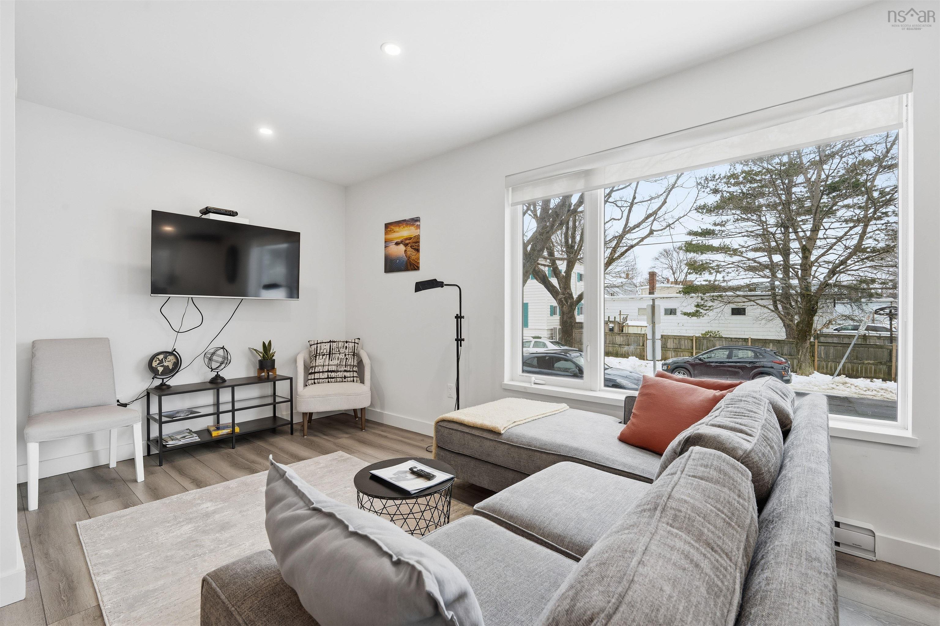 $979,000.00: 3188/3190 Isleville Street, Halifax