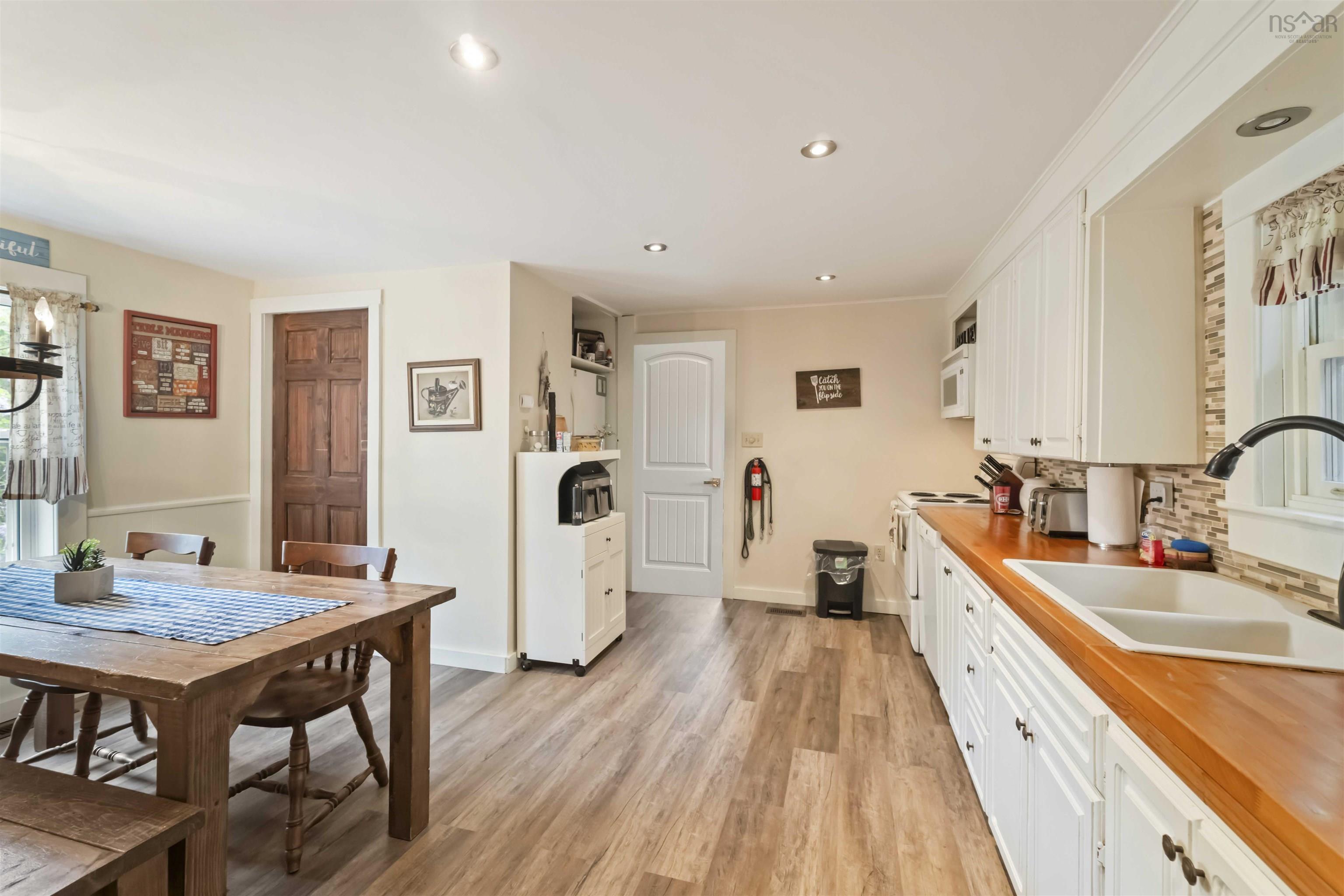 $409,900.00: 2203 Highway 1, Auburn