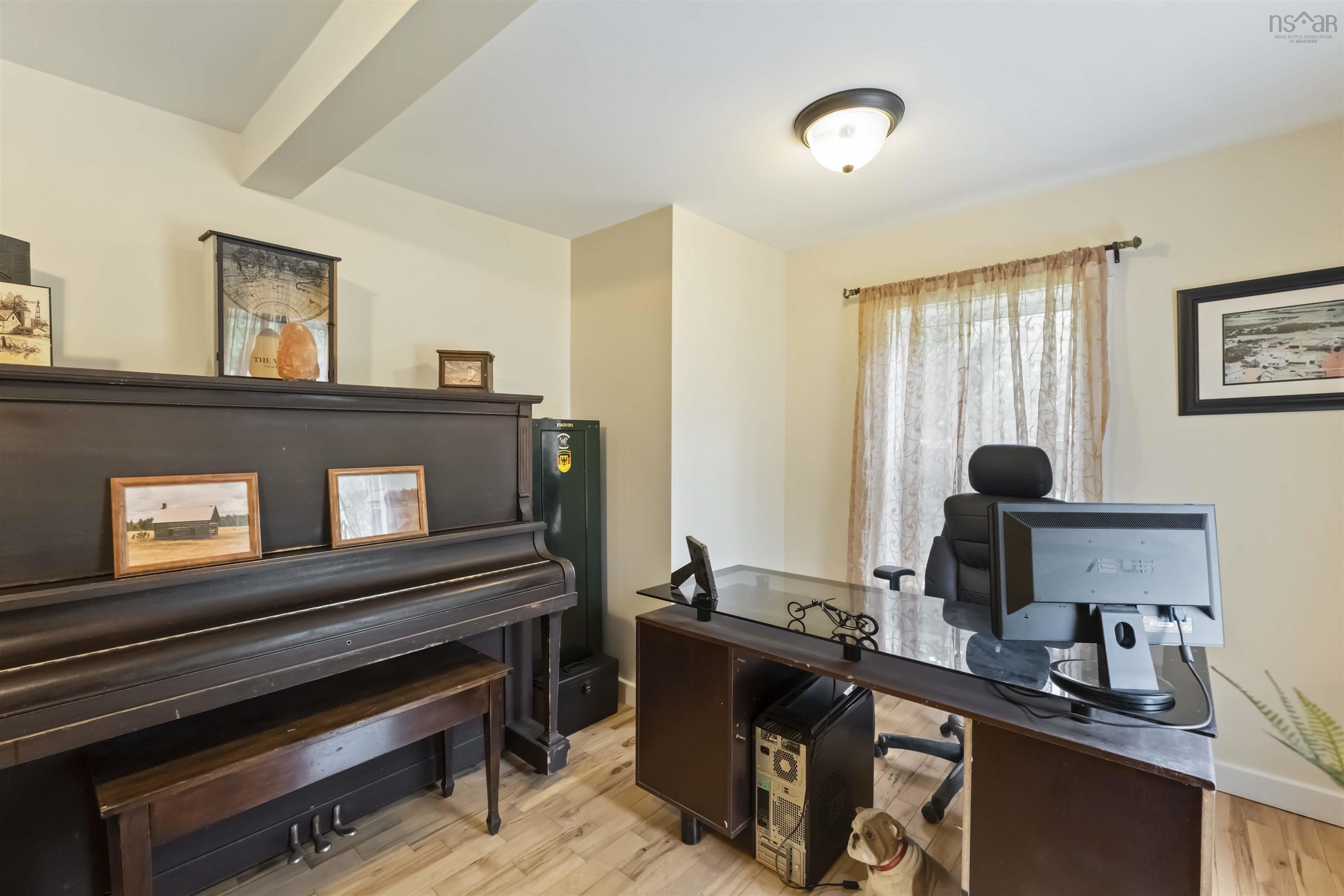 $409,900.00: 2203 Highway 1, Auburn