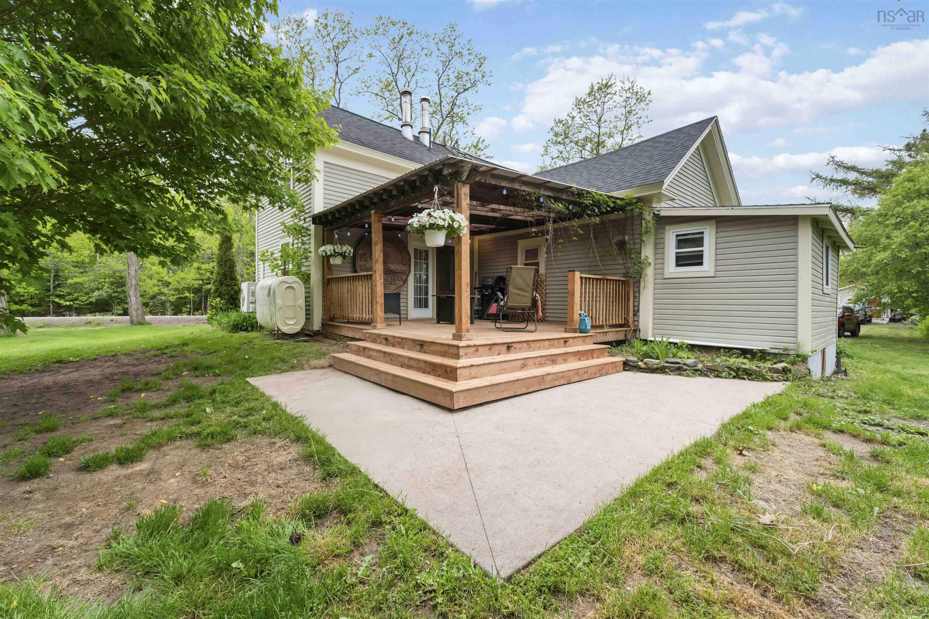 $409,900.00: 2203 Highway 1, Auburn