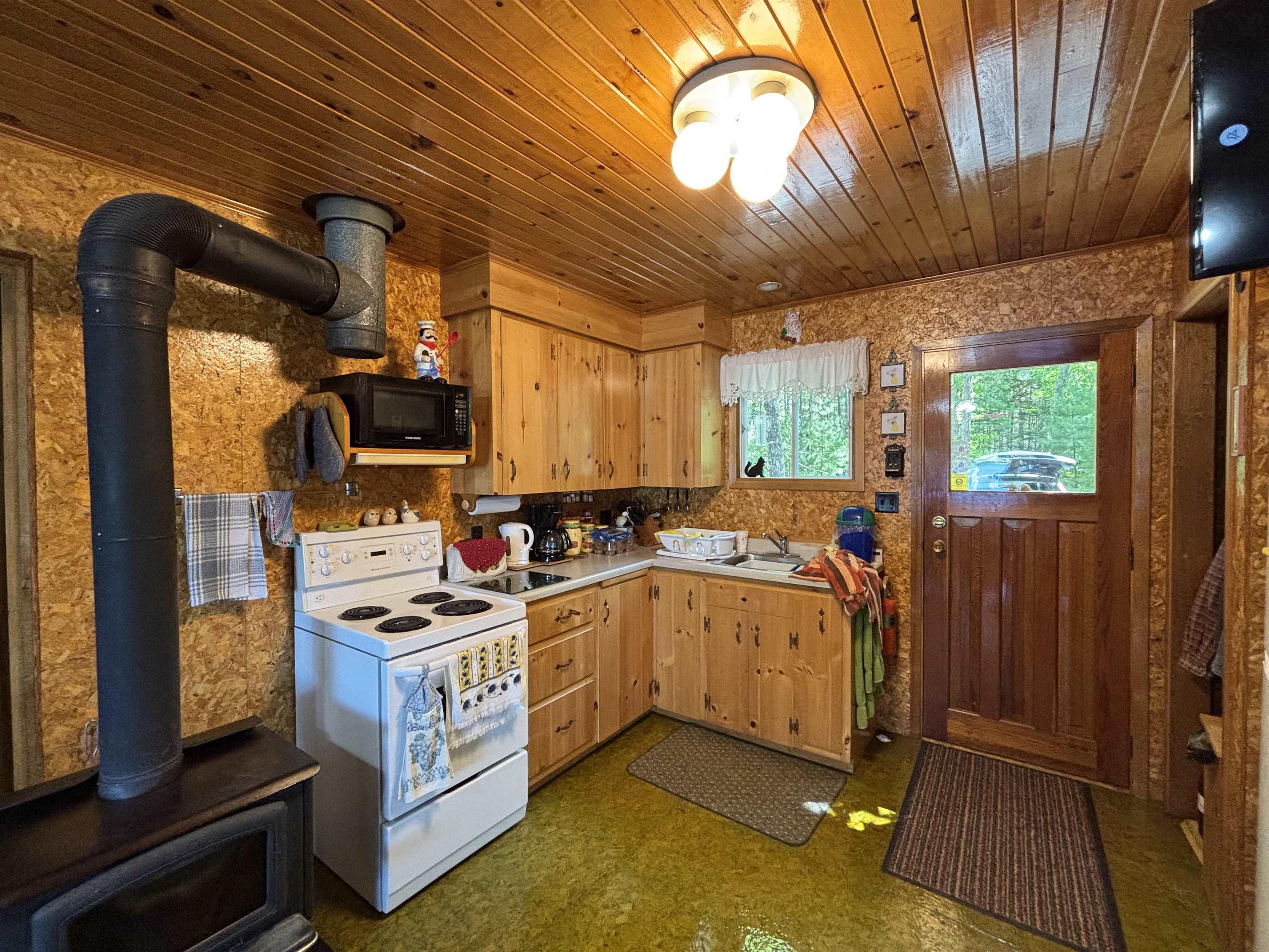 $199,900.00: 270 Dean Lake Road, Westfield