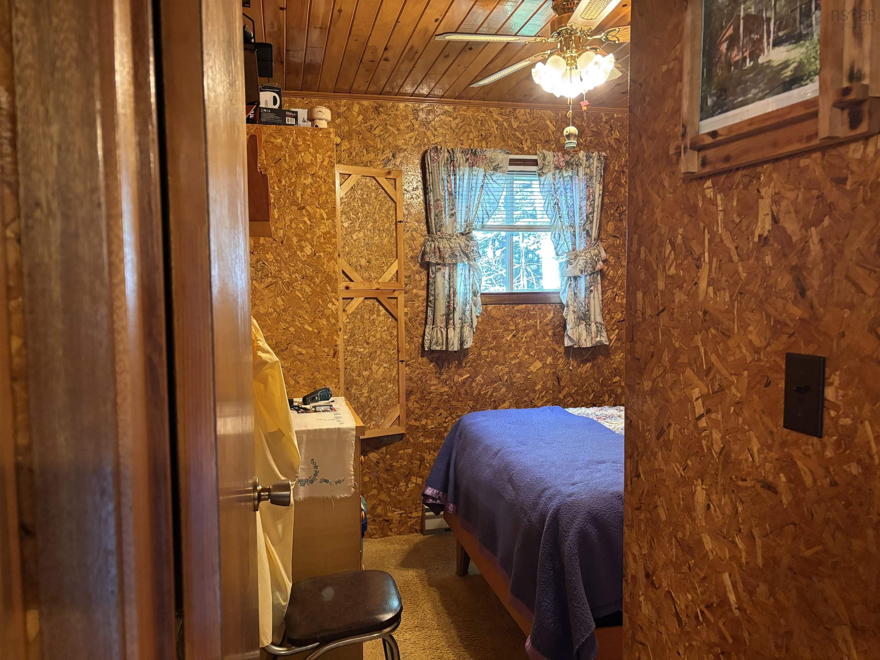 $199,900.00: 270 Dean Lake Road, Westfield