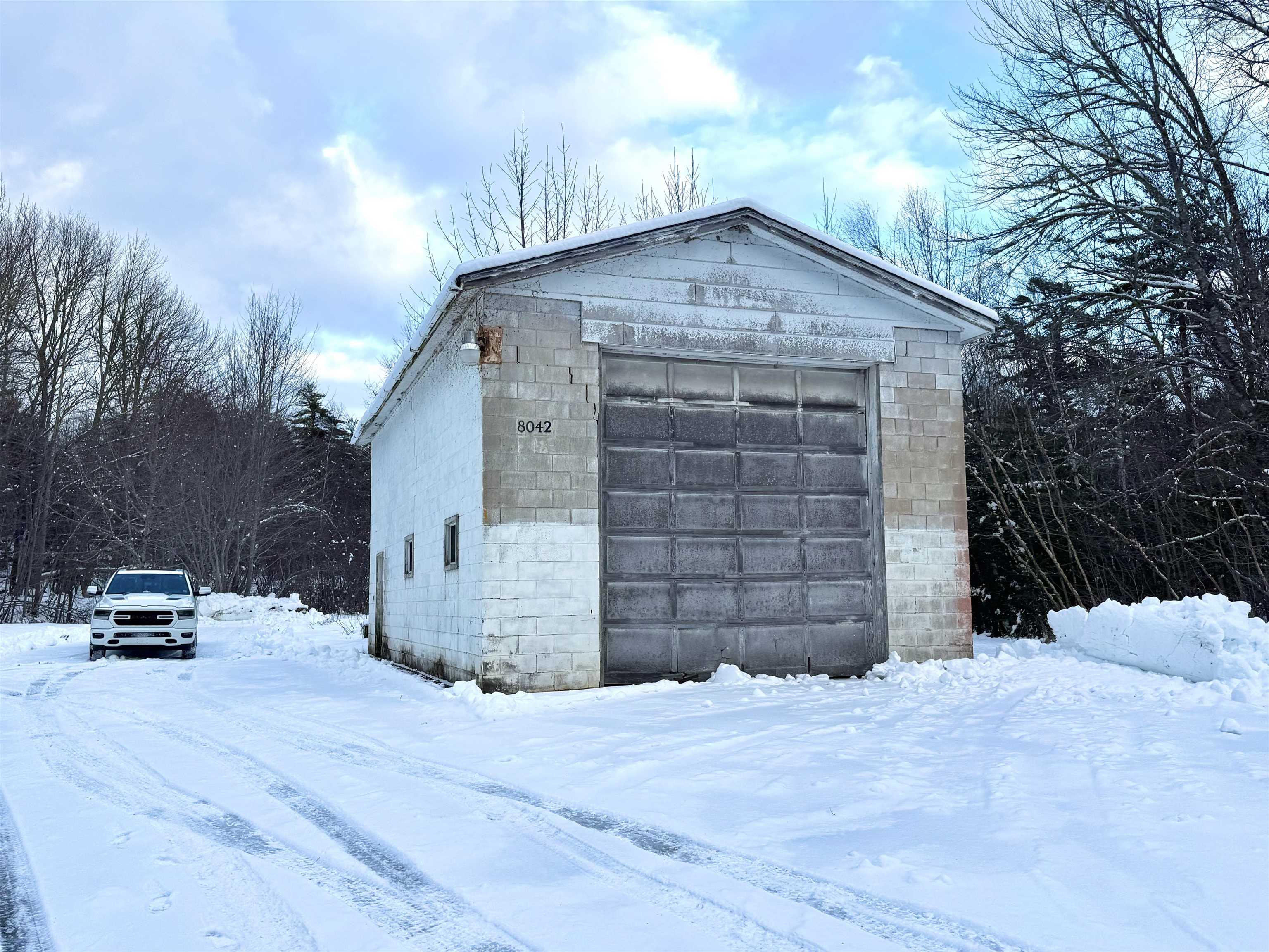 $295,000.00: 8042 Highway 8, South Brookfield