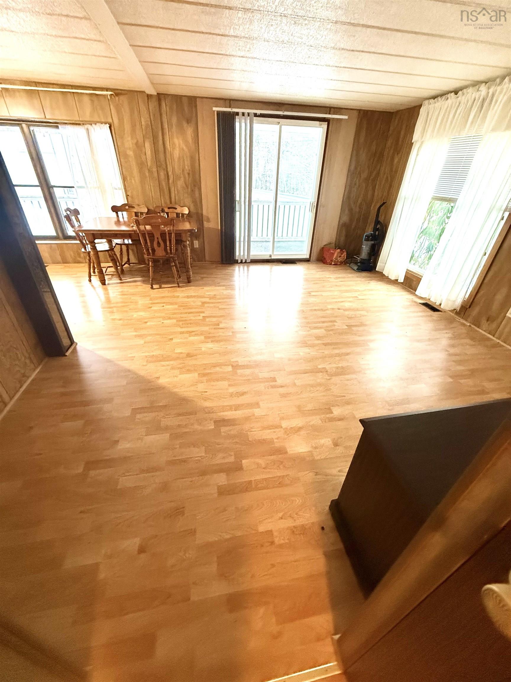 $295,000.00: 8042 Highway 8, South Brookfield