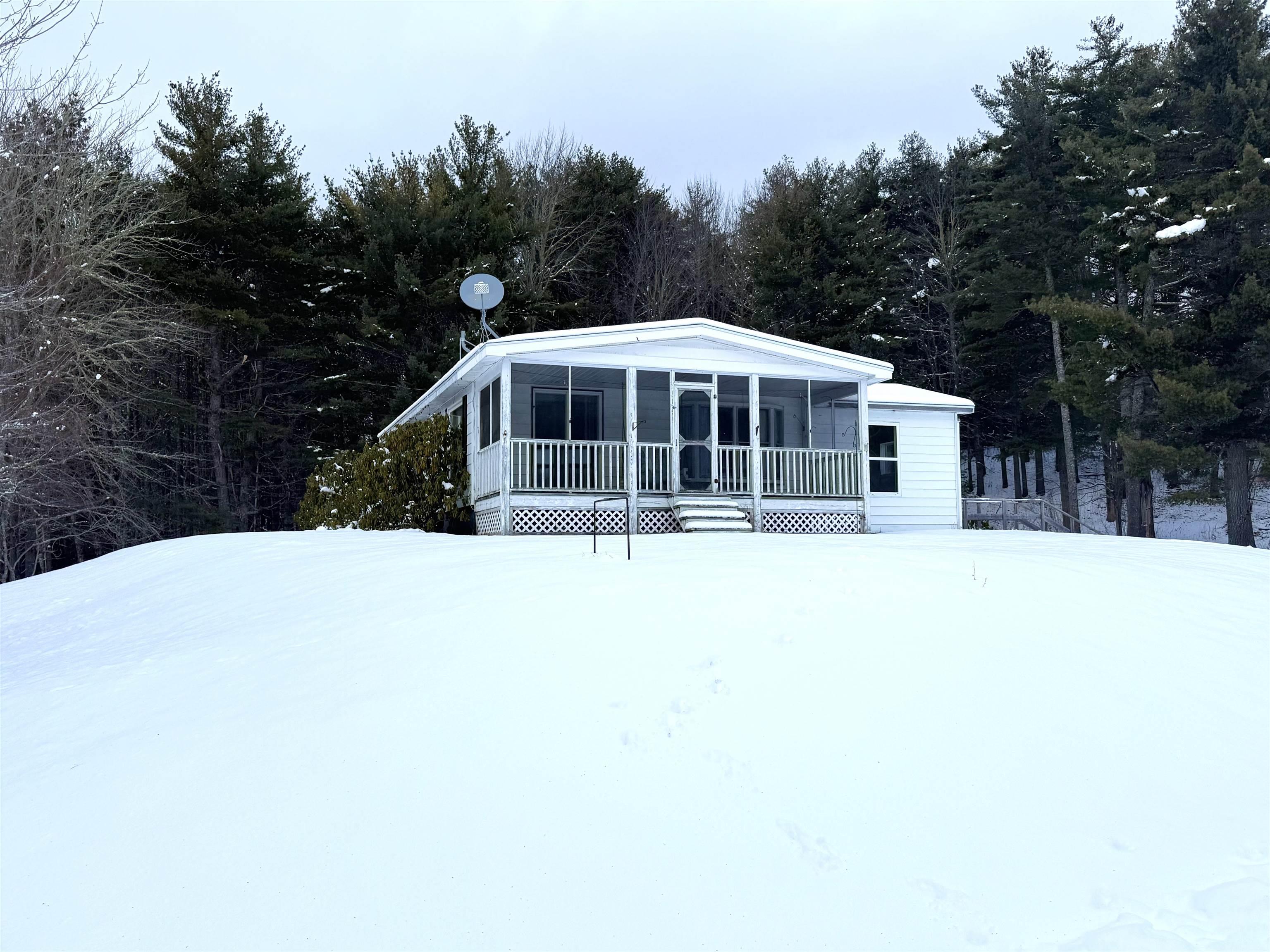 $295,000.00: 8042 Highway 8, South Brookfield