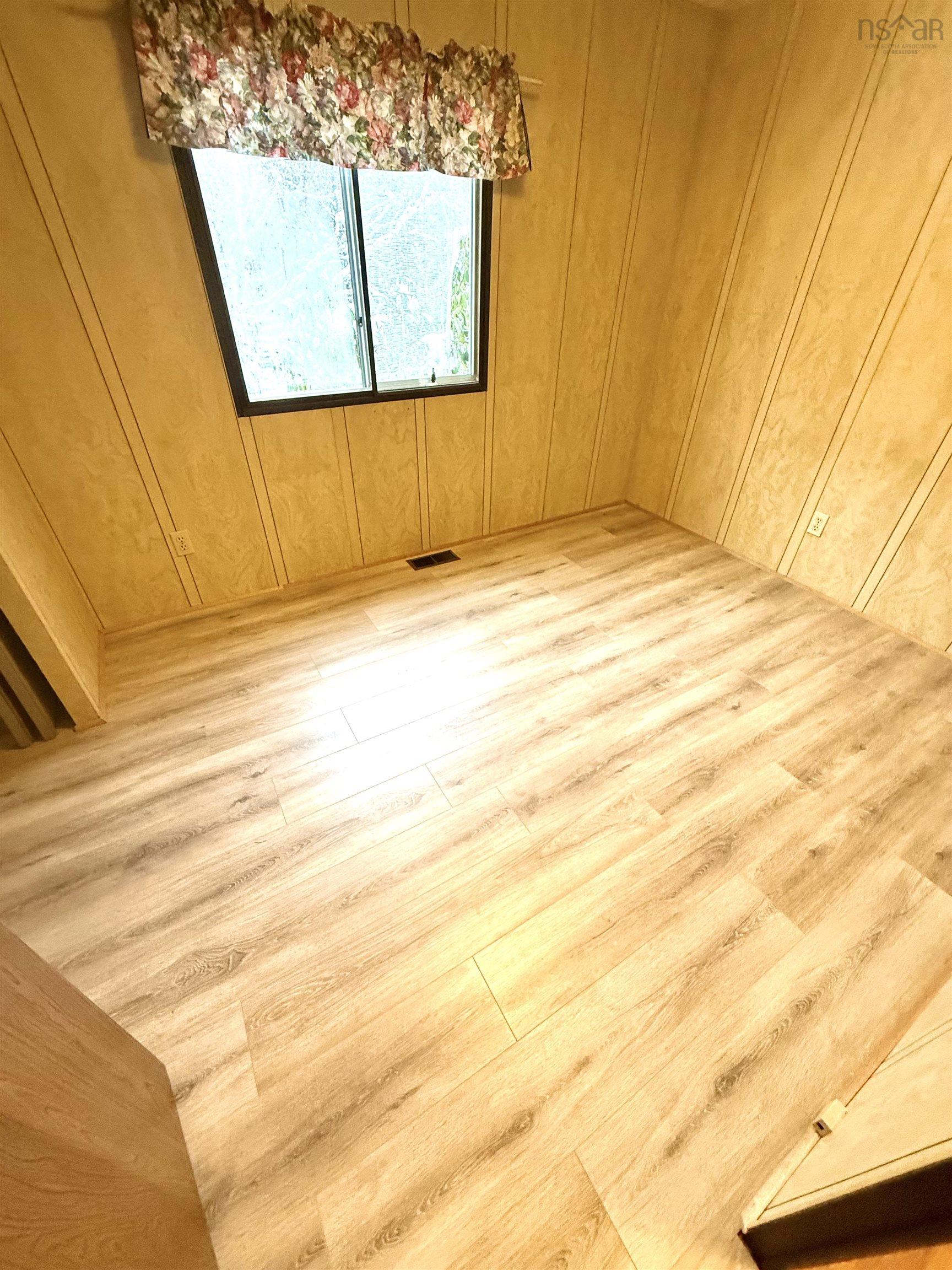 $295,000.00: 8042 Highway 8, South Brookfield