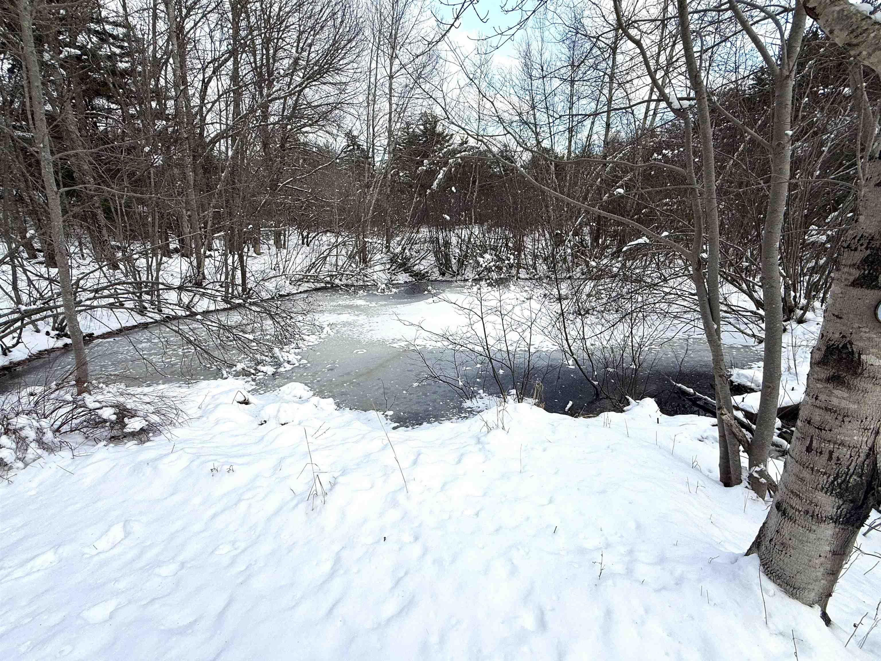 $295,000.00: 8042 Highway 8, South Brookfield