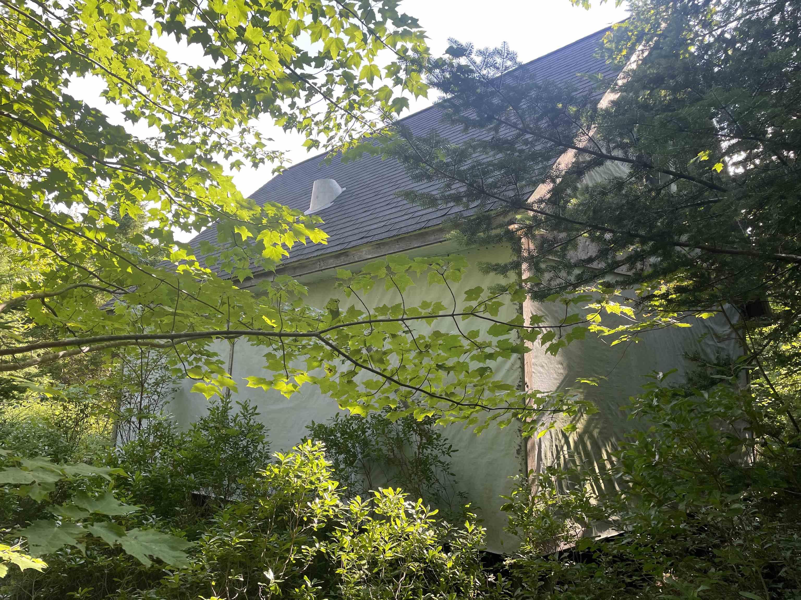 $99,900.00: South Cove Road, South Cove