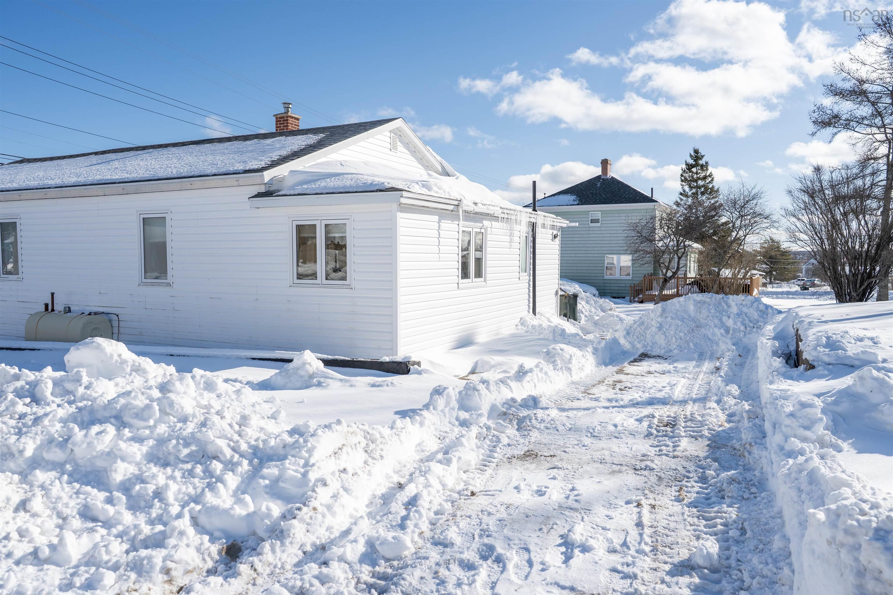 $169,900.00: 151 Lingan Road, Sydney