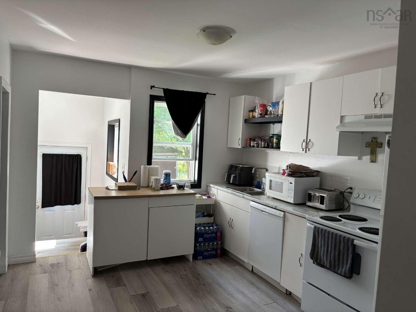 $239,900.00: 18 Royalty Street, Truro