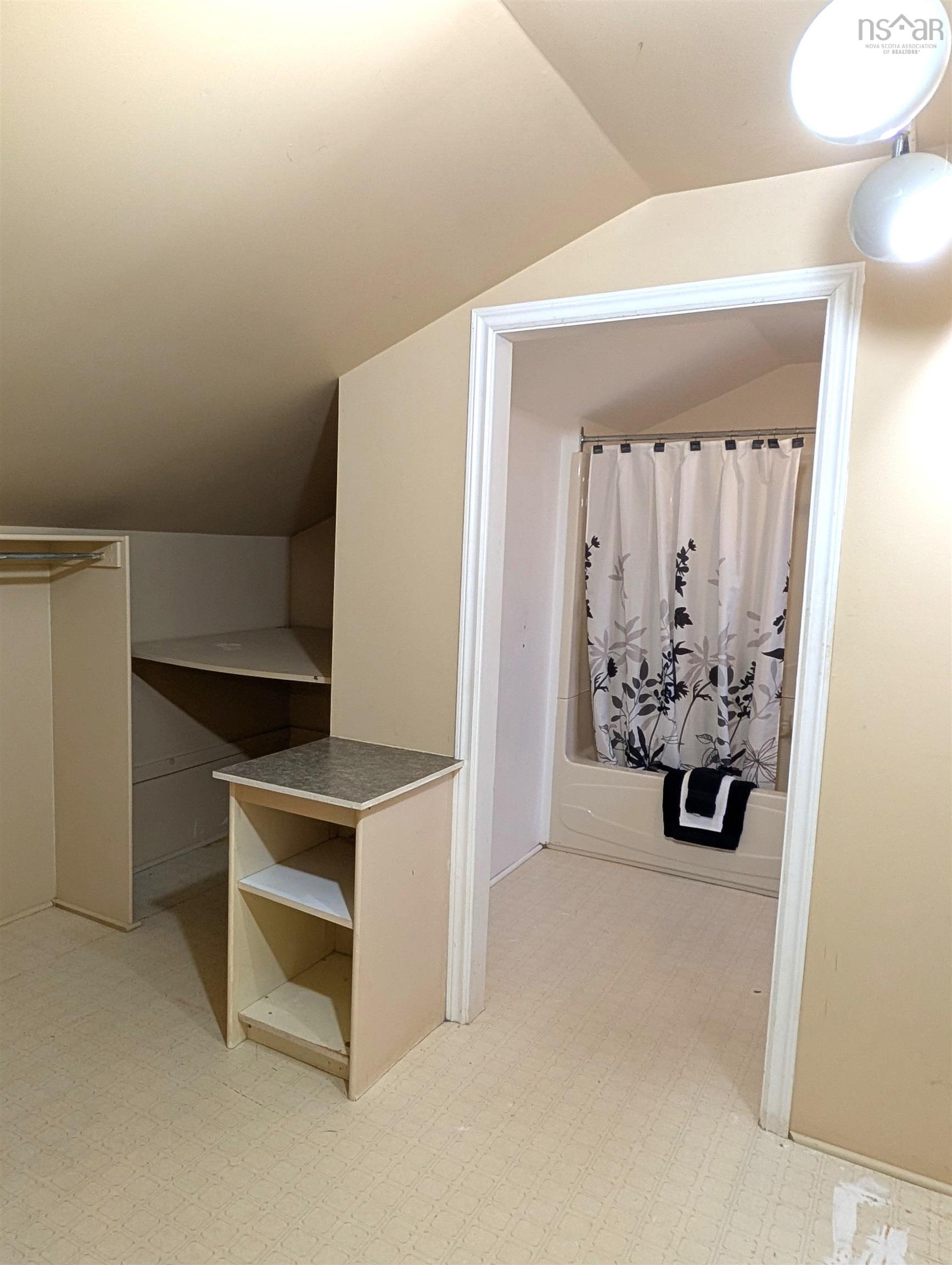 $467,000.00: A, B, & C 1001 King Street, Bridgewater