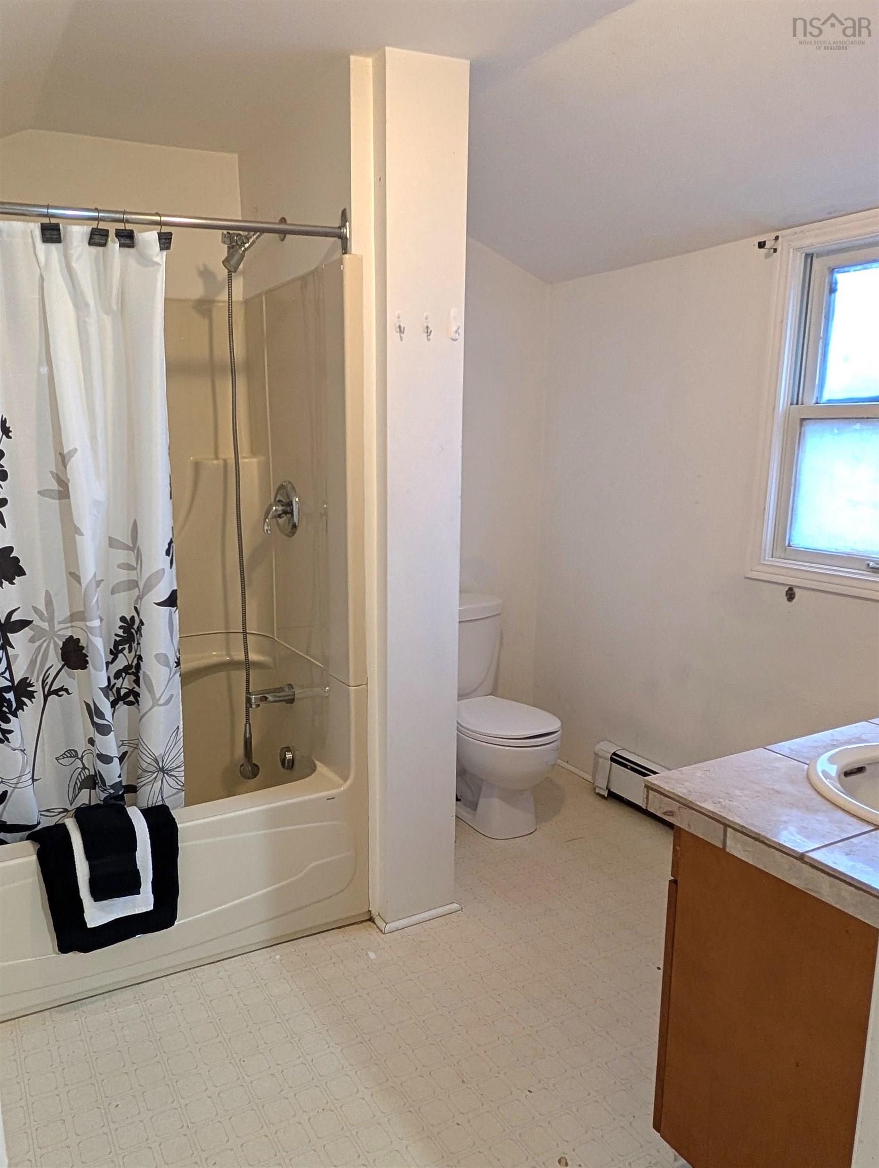 $467,000.00: A, B, & C 1001 King Street, Bridgewater