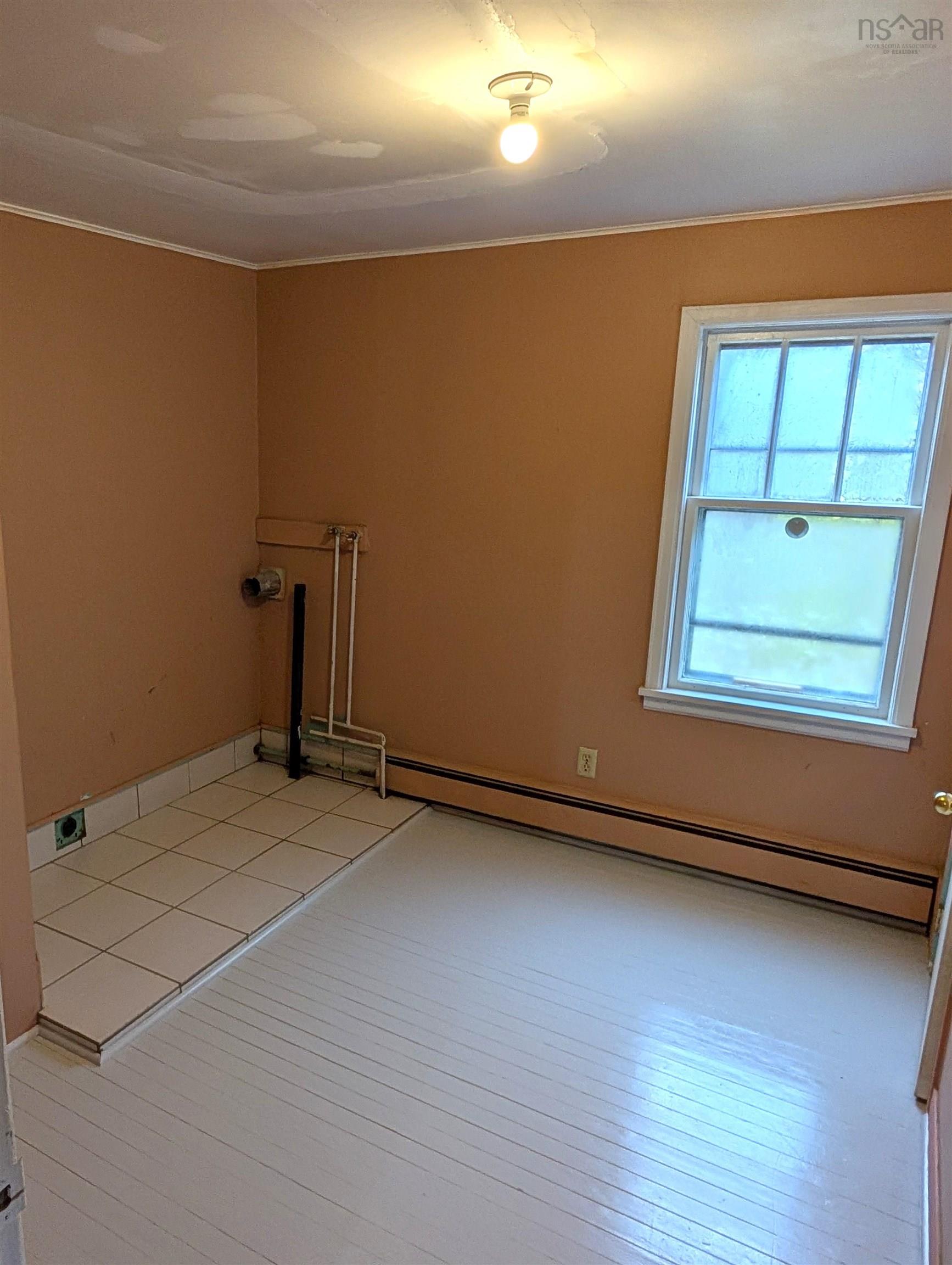 $467,000.00: A, B, & C 1001 King Street, Bridgewater