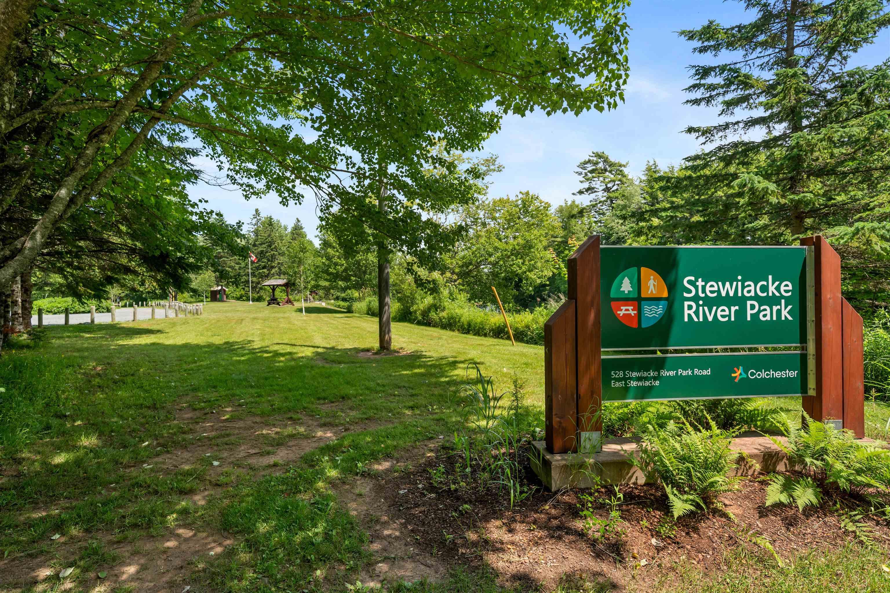 $844,999.00: 788 Stewiacke River Park Road, MacKay Siding