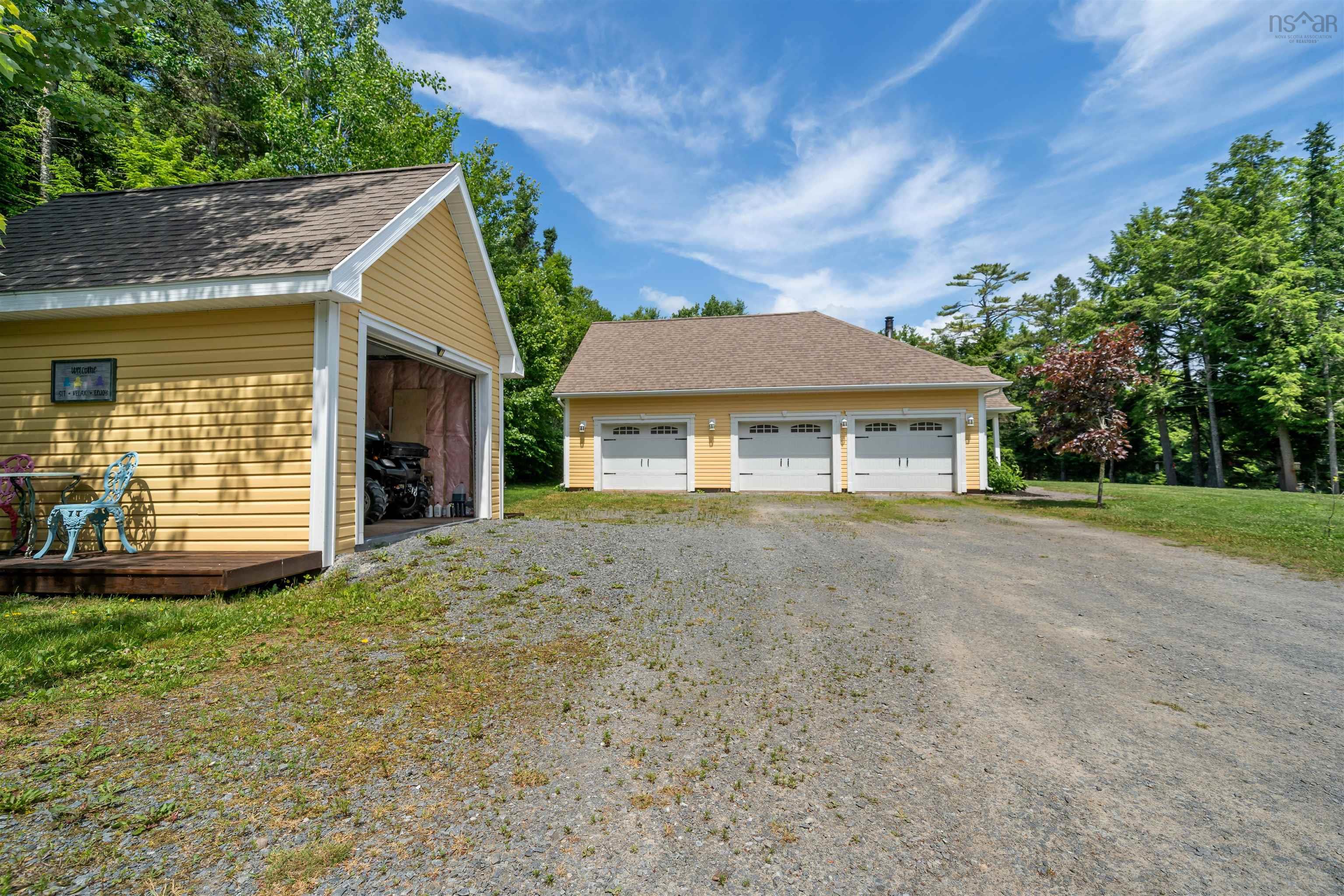 $844,999.00: 788 Stewiacke River Park Road, MacKay Siding