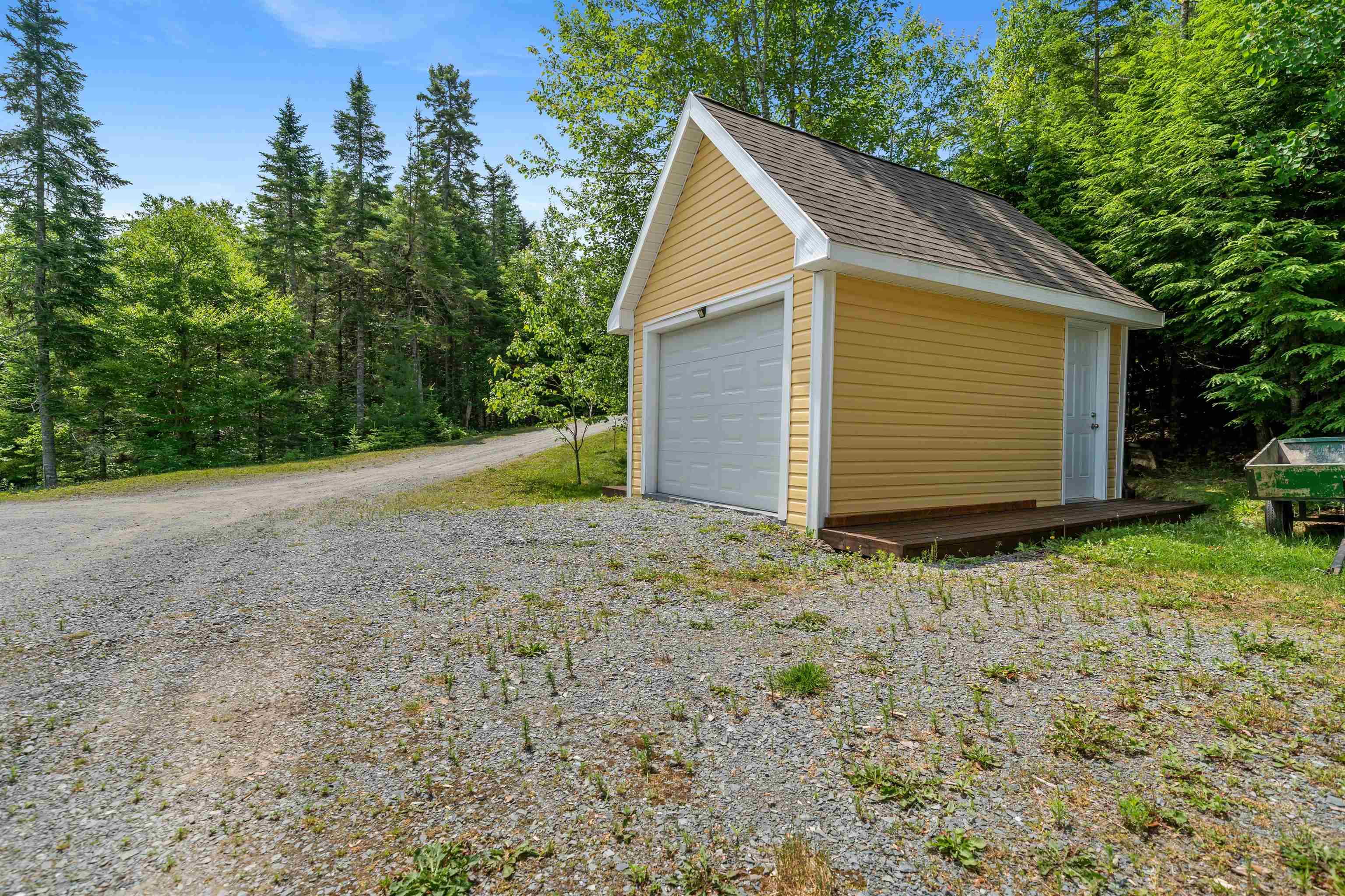 $844,999.00: 788 Stewiacke River Park Road, MacKay Siding