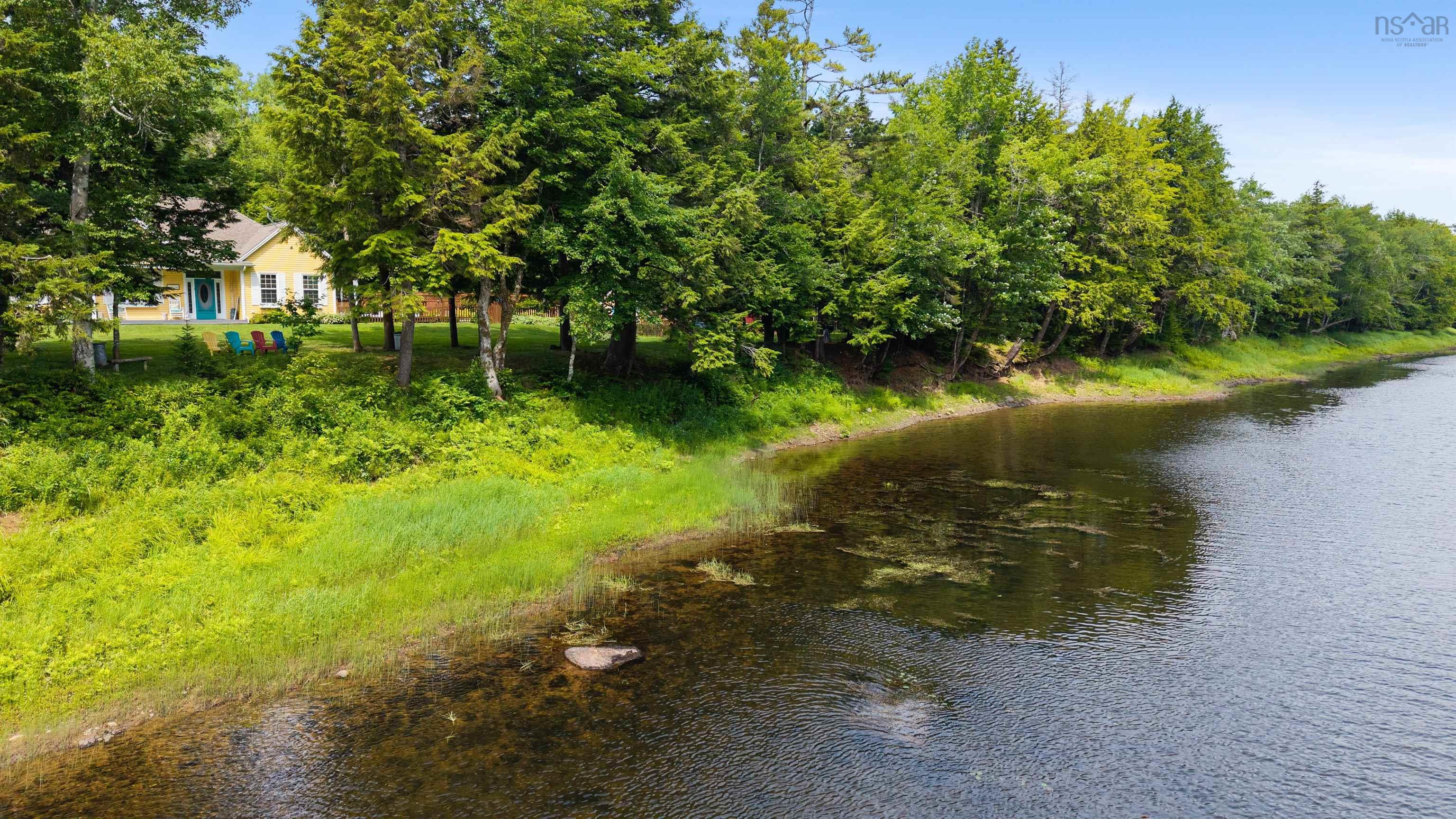 $799,999.00: 788 Stewiacke River Park Road, MacKay Siding