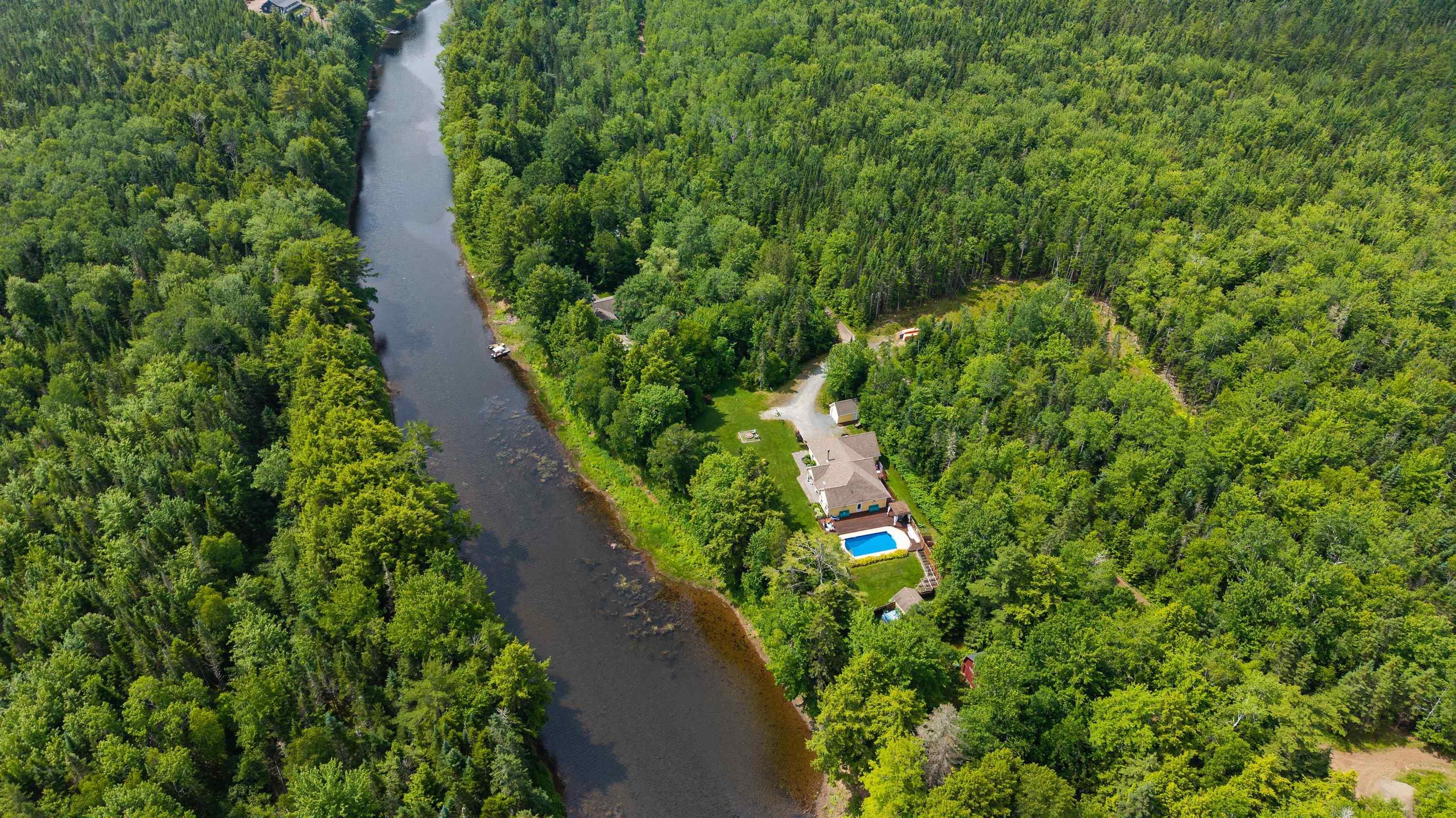 $799,999.00: 788 Stewiacke River Park Road, MacKay Siding