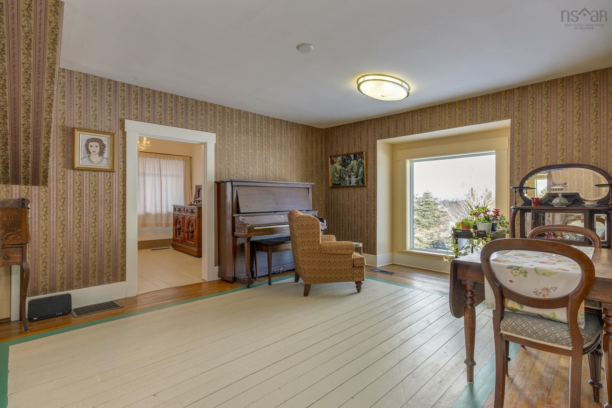 $929,900.00: 1506 Cole Harbour Road, Dartmouth