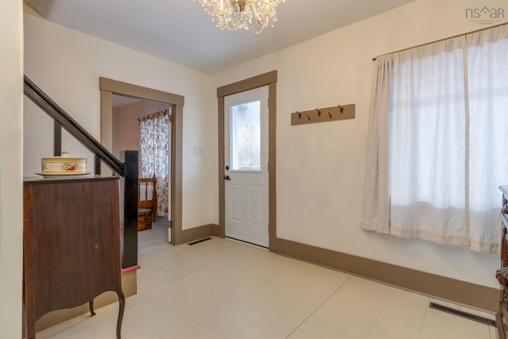 $929,900.00: 1506 Cole Harbour Road, Dartmouth