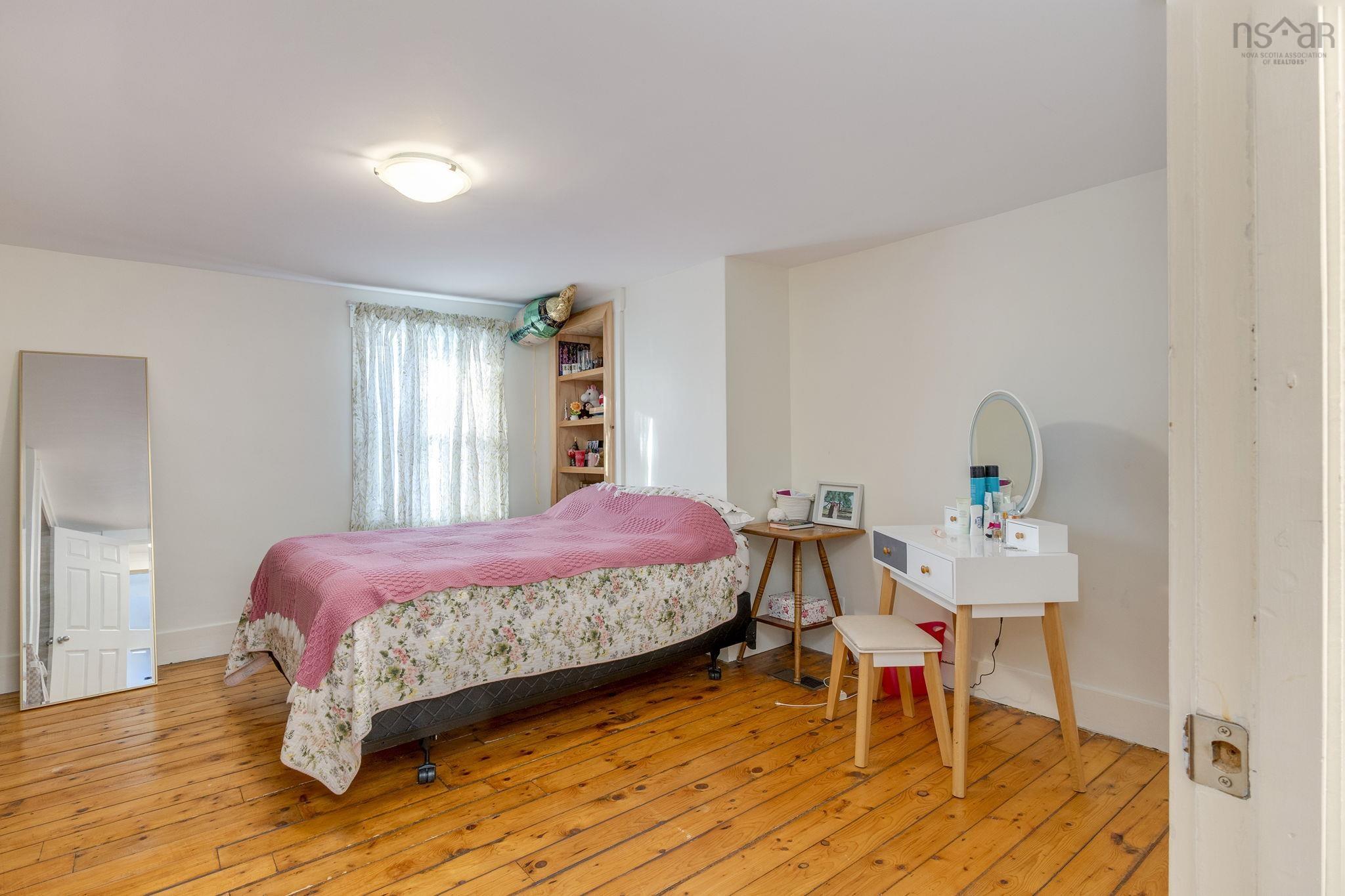 $929,900.00: 1506 Cole Harbour Road, Dartmouth