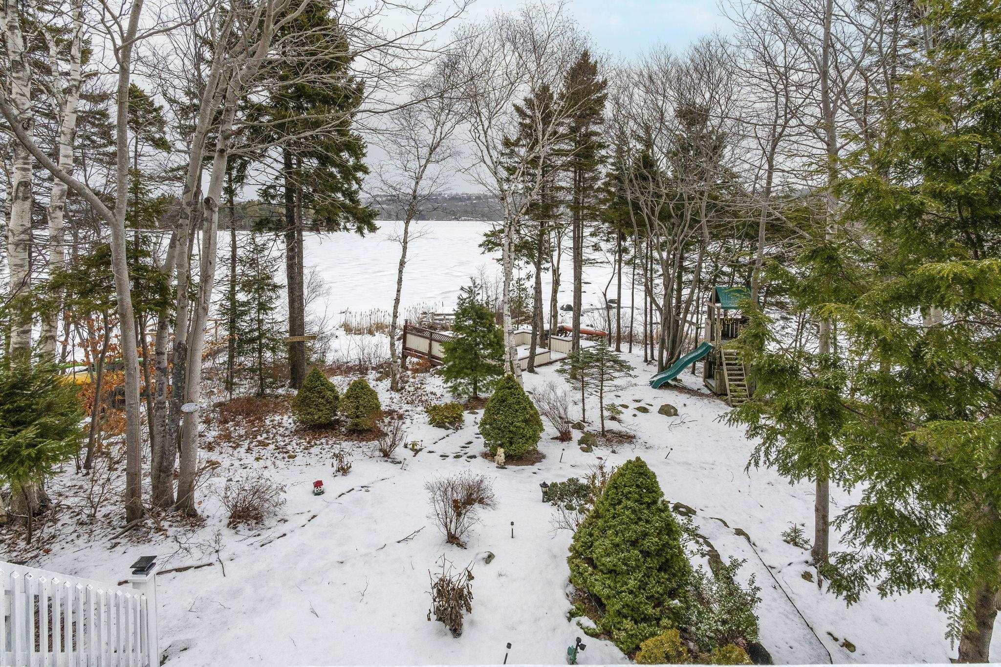 $1,450,000.00: 23 Lakeshore Park Terrace, Dartmouth