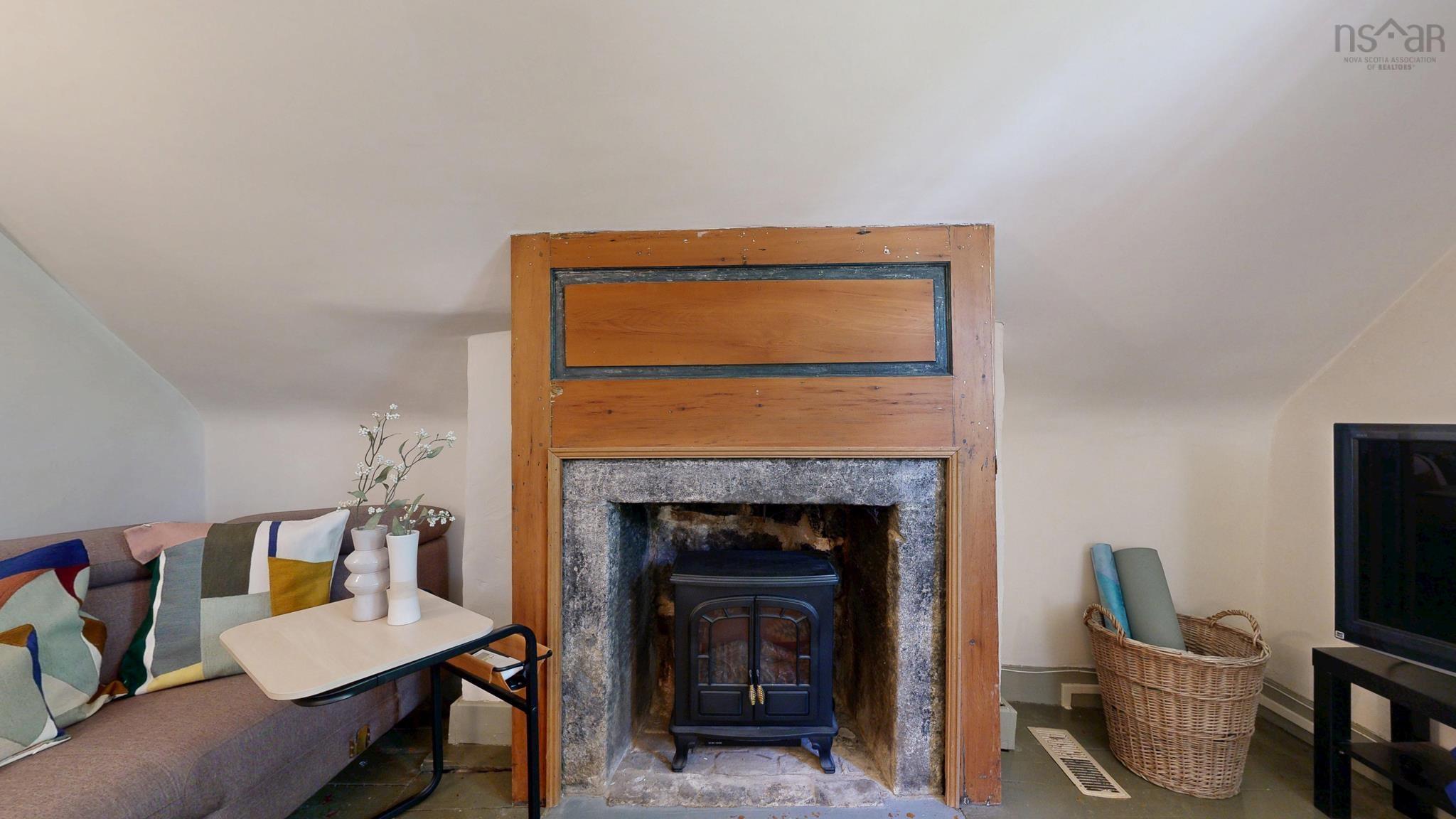 $419,000.00: 17 George Street, Shelburne