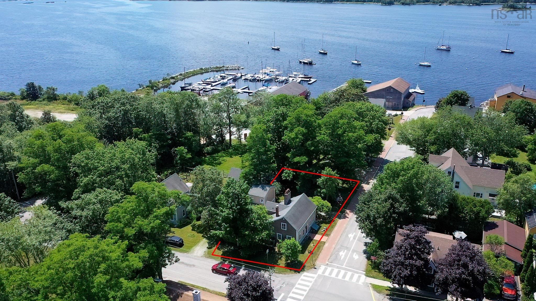 $419,000.00: 17 George Street, Shelburne