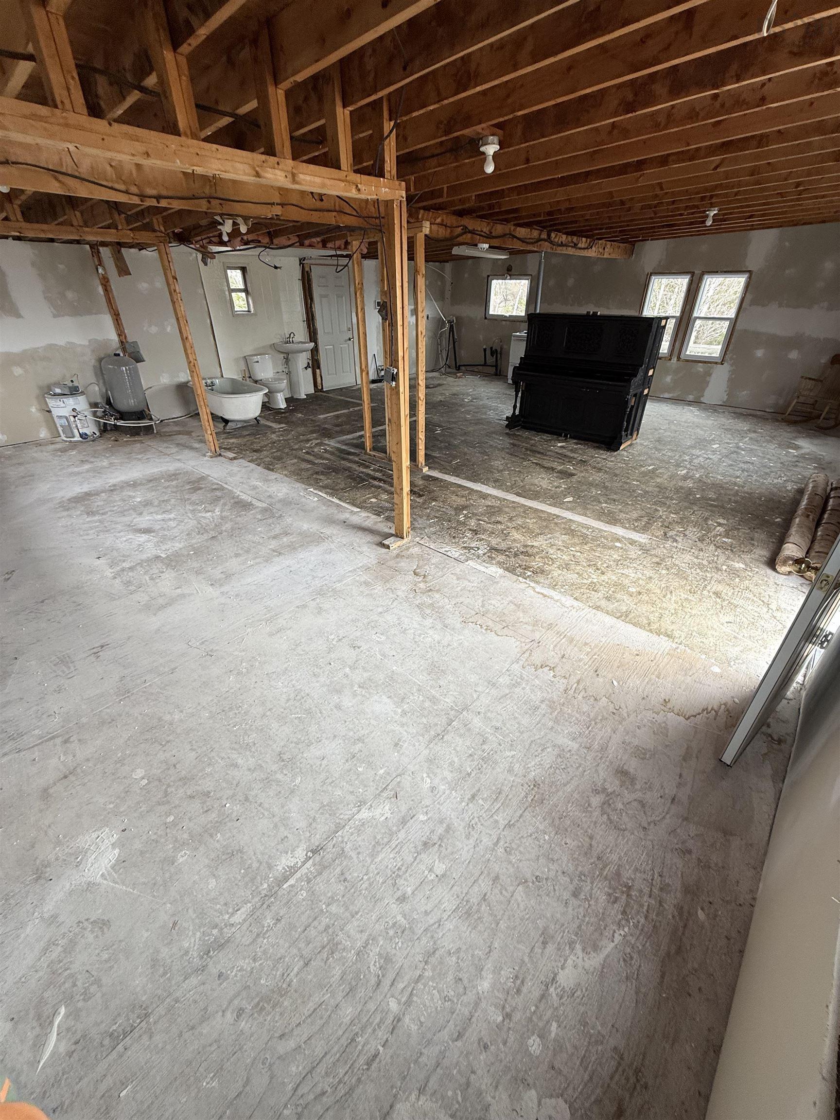 $159,000.00: 280 Malcolm