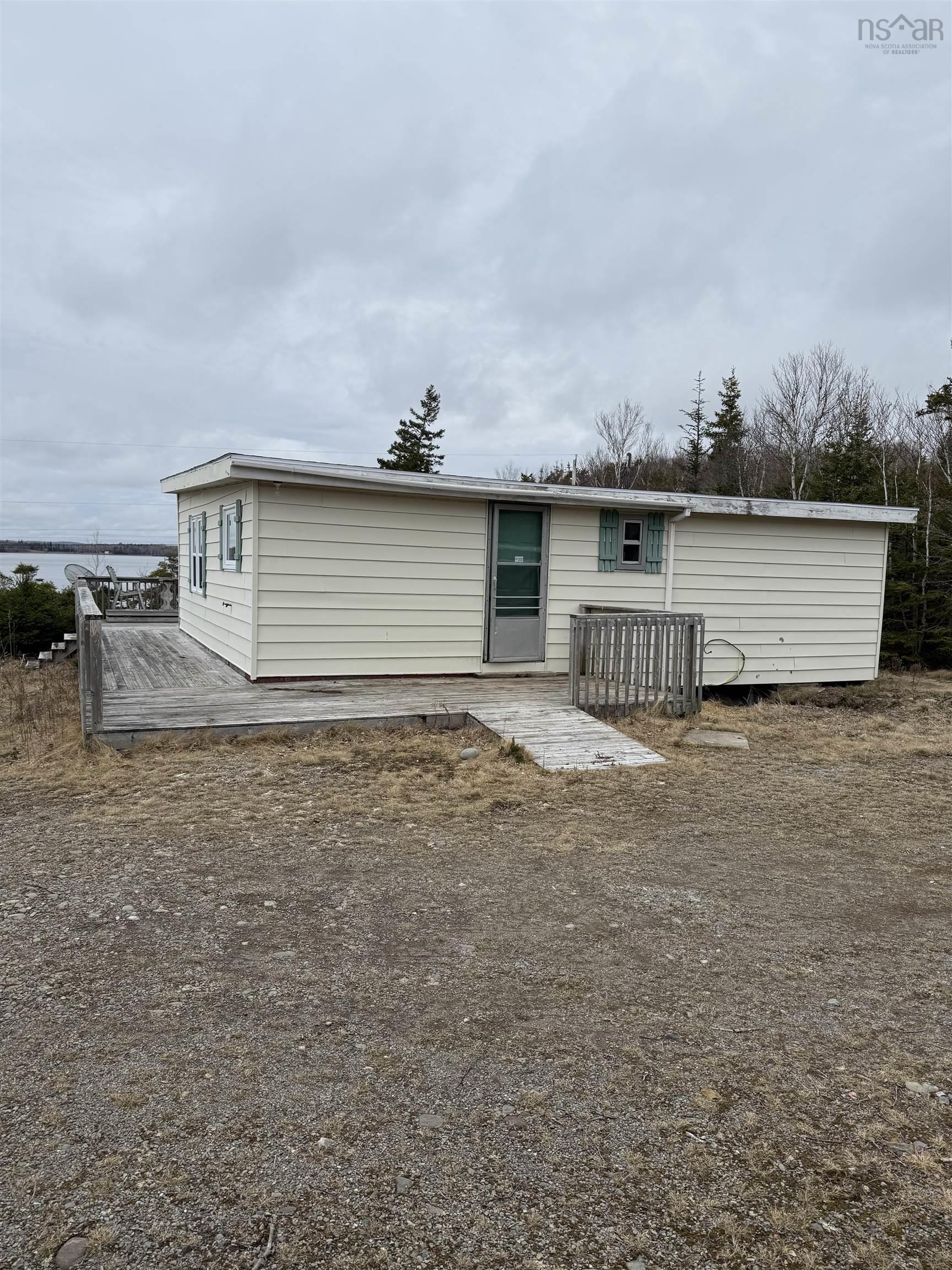 $159,000.00: 280 Malcolm