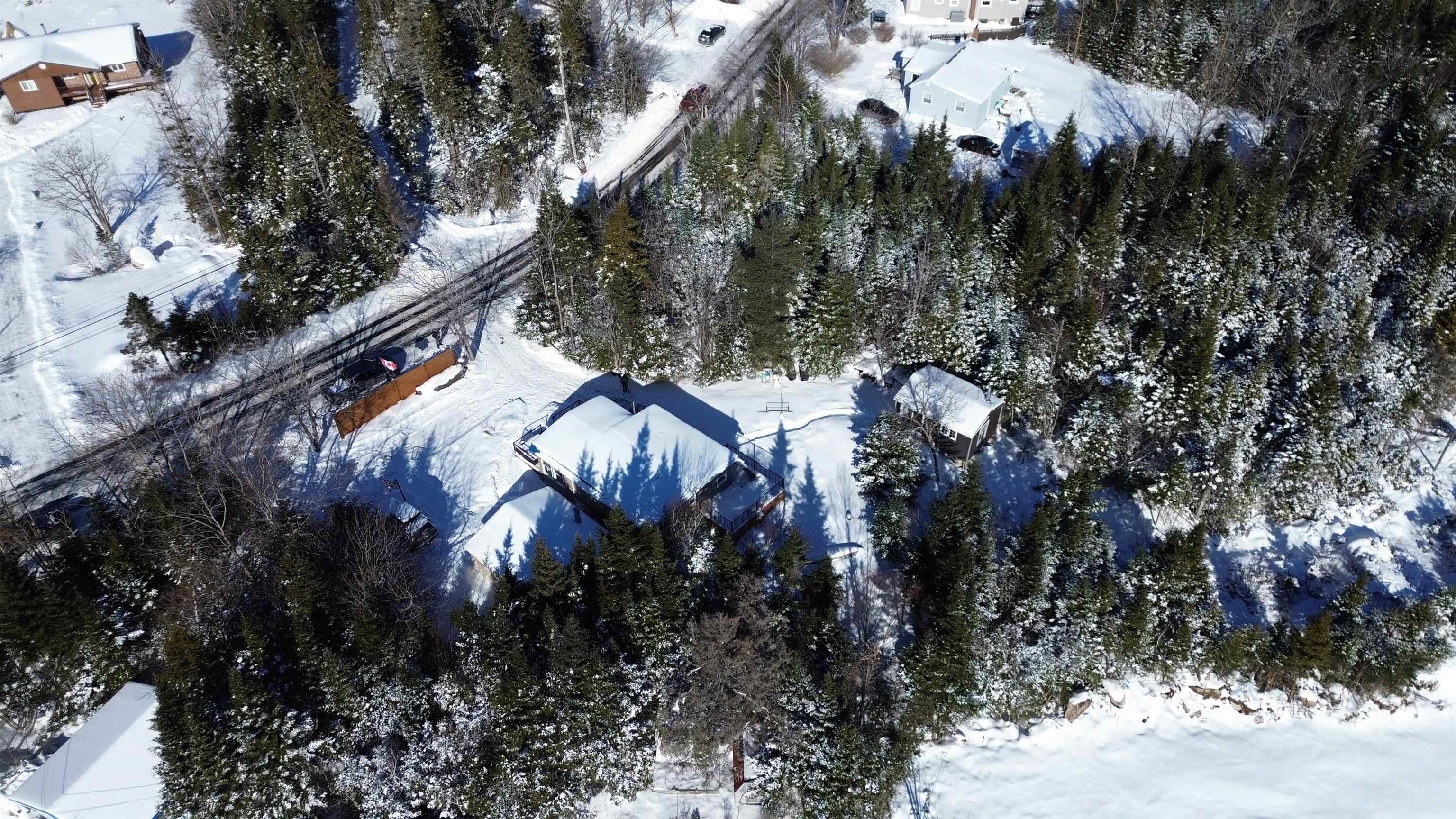 $424,900.00: 248 Club Road, Hatchet Lake