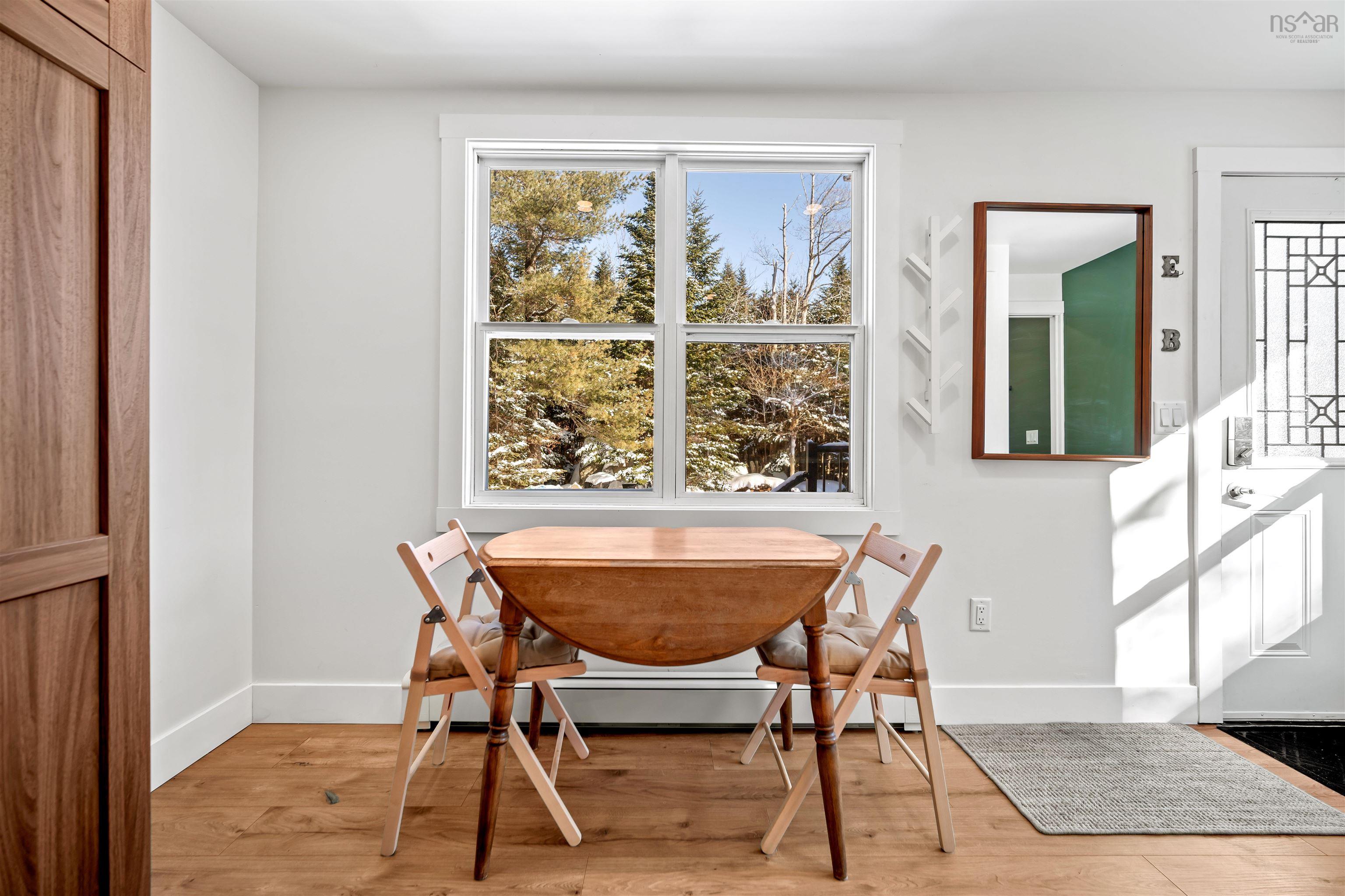 $424,900.00: 248 Club Road, Hatchet Lake