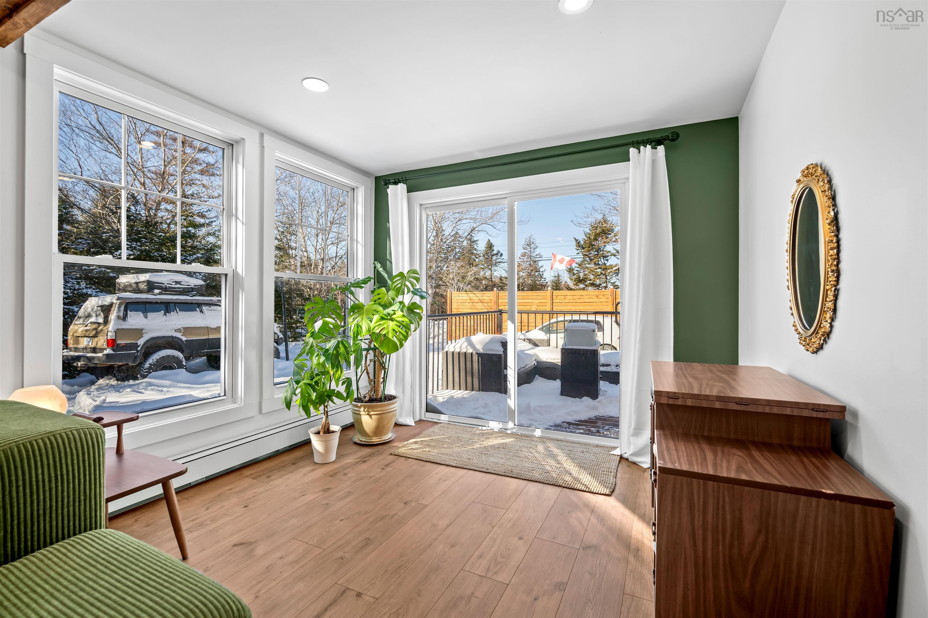 $424,900.00: 248 Club Road, Hatchet Lake