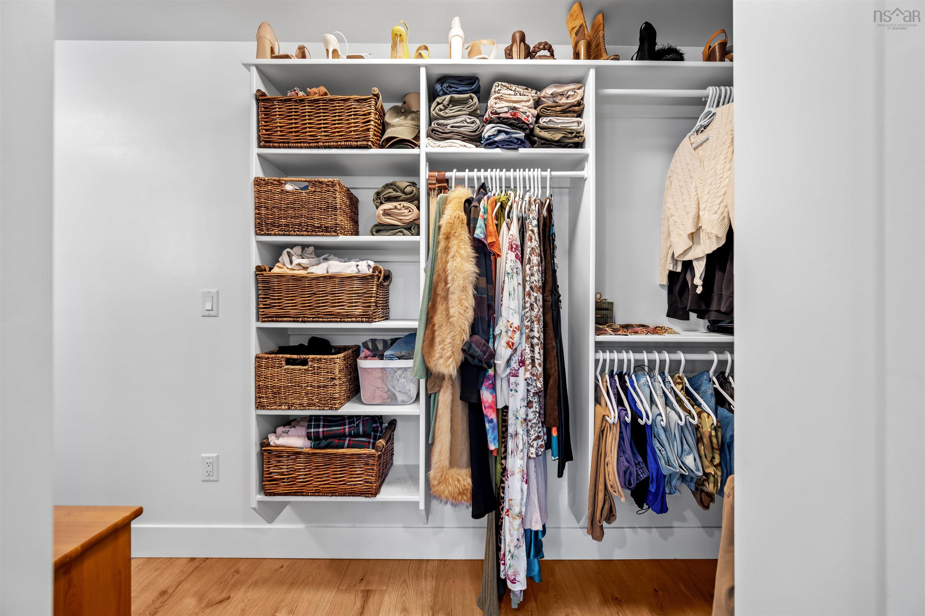 $424,900.00: 248 Club Road, Hatchet Lake