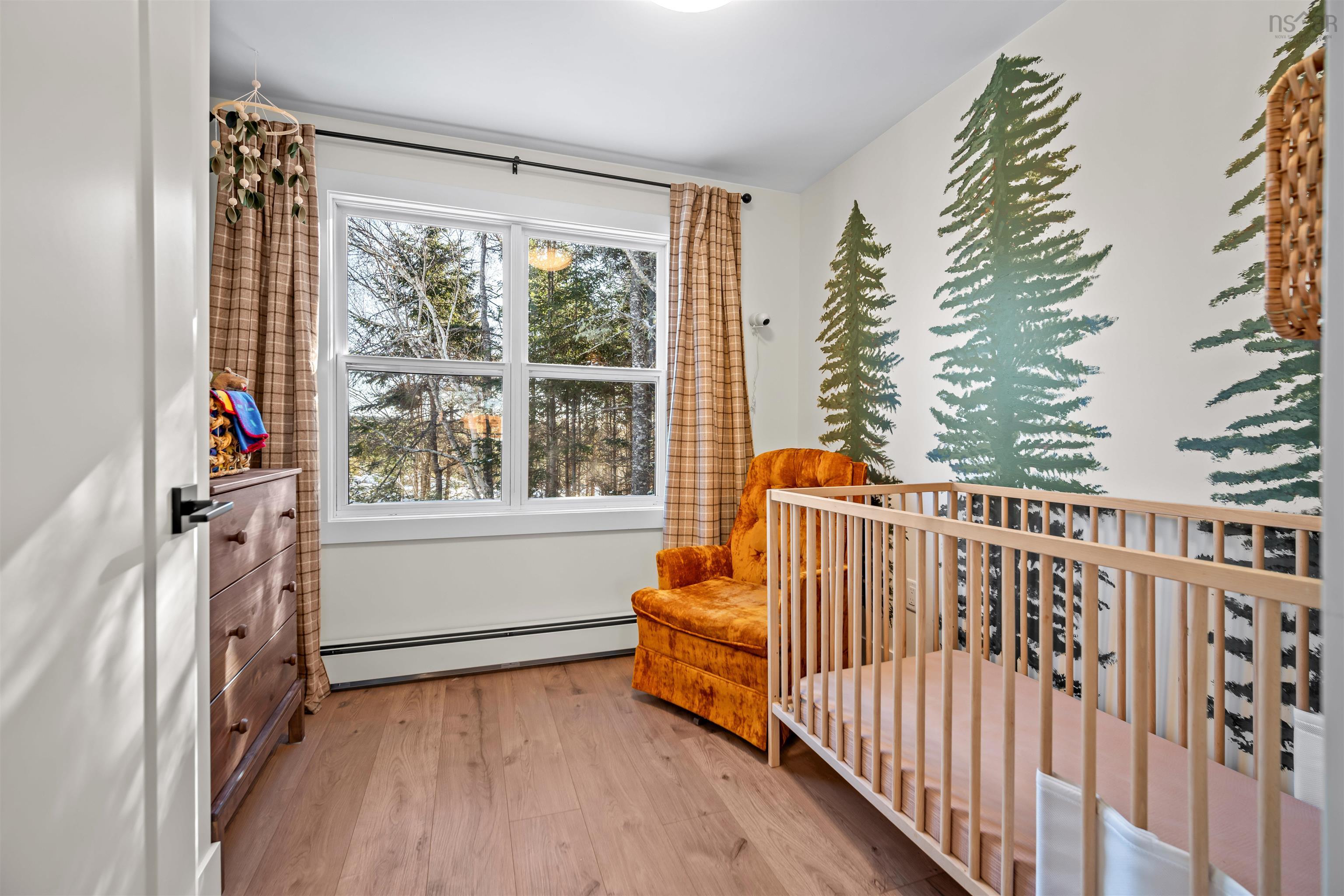 $424,900.00: 248 Club Road, Hatchet Lake