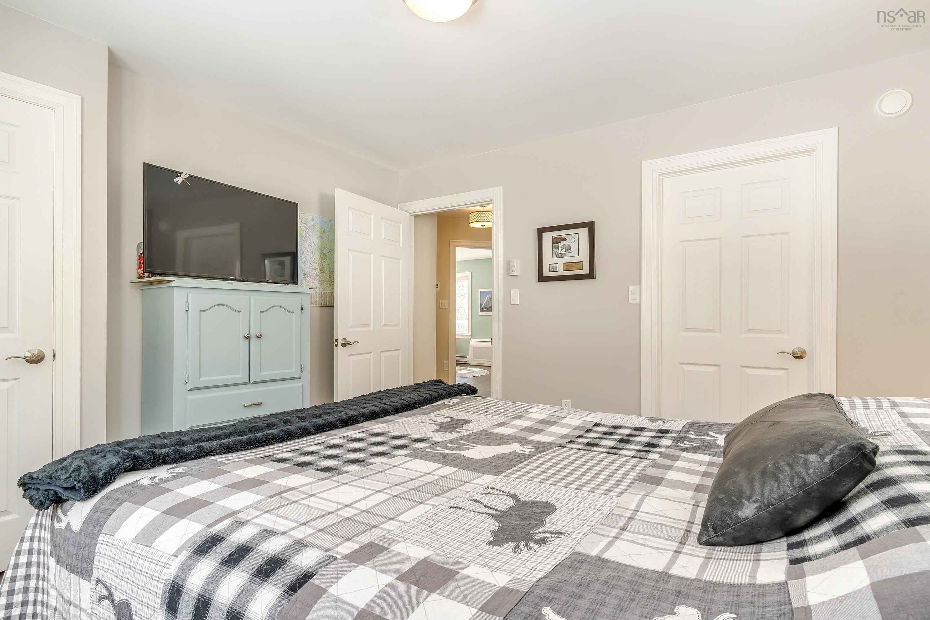 $644,999.00: 461 Mill Village East Road, Charleston